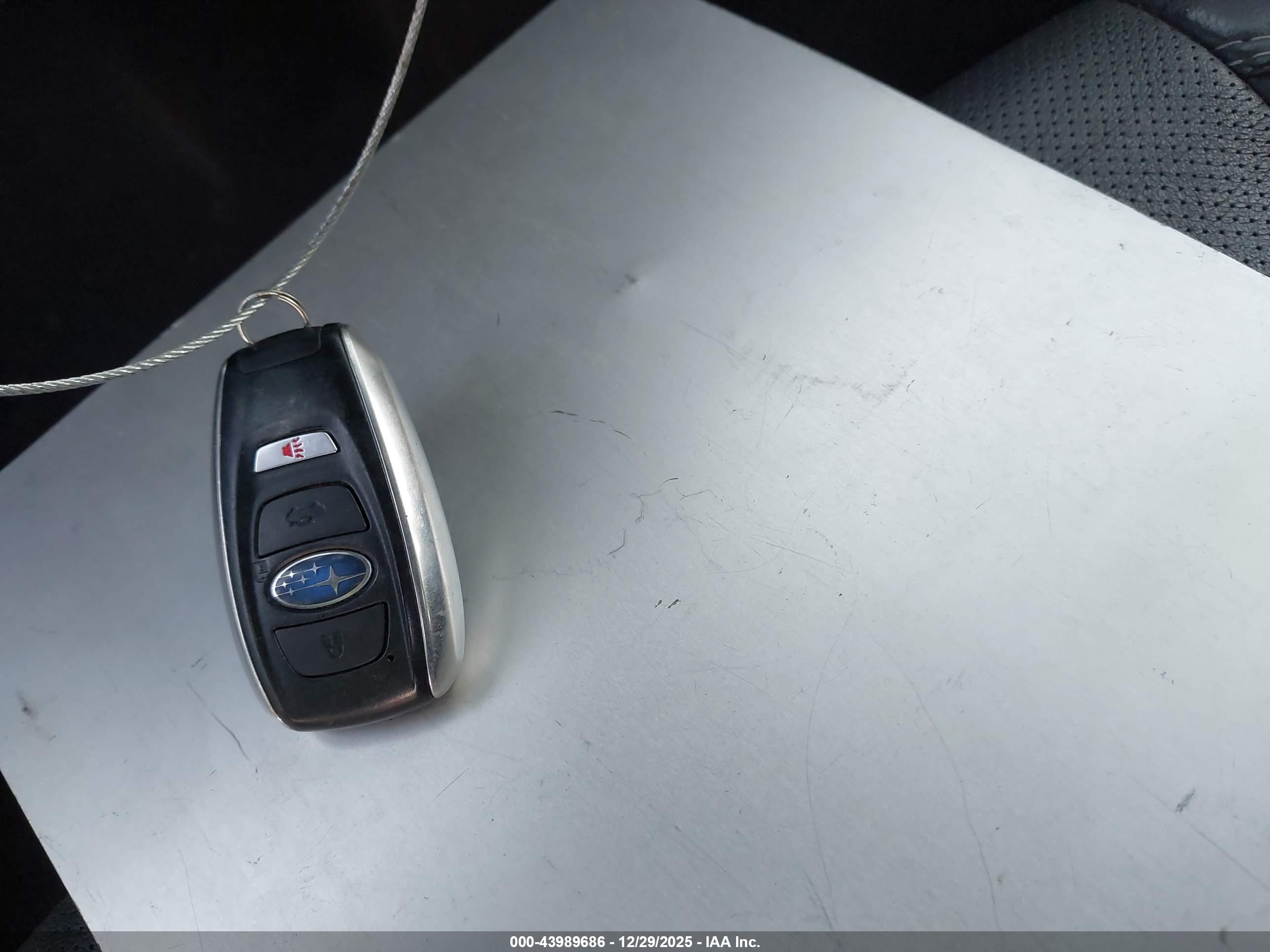 SUBARU OUTBACK image 11