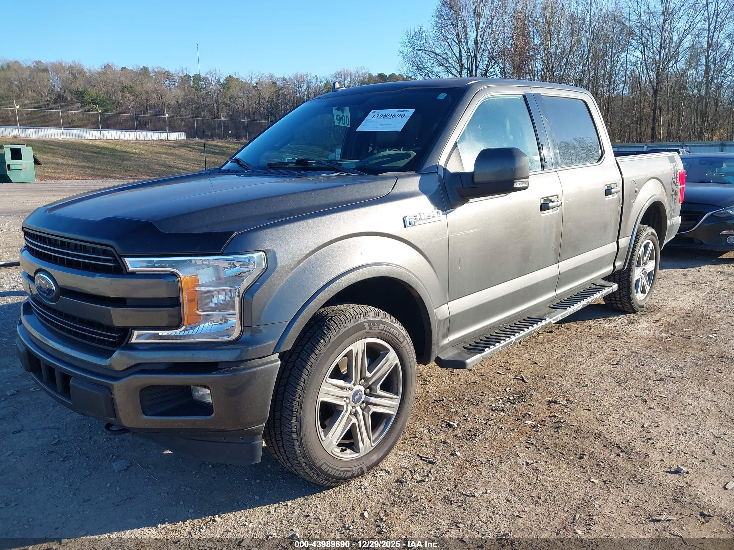 FORD F-150 image 2