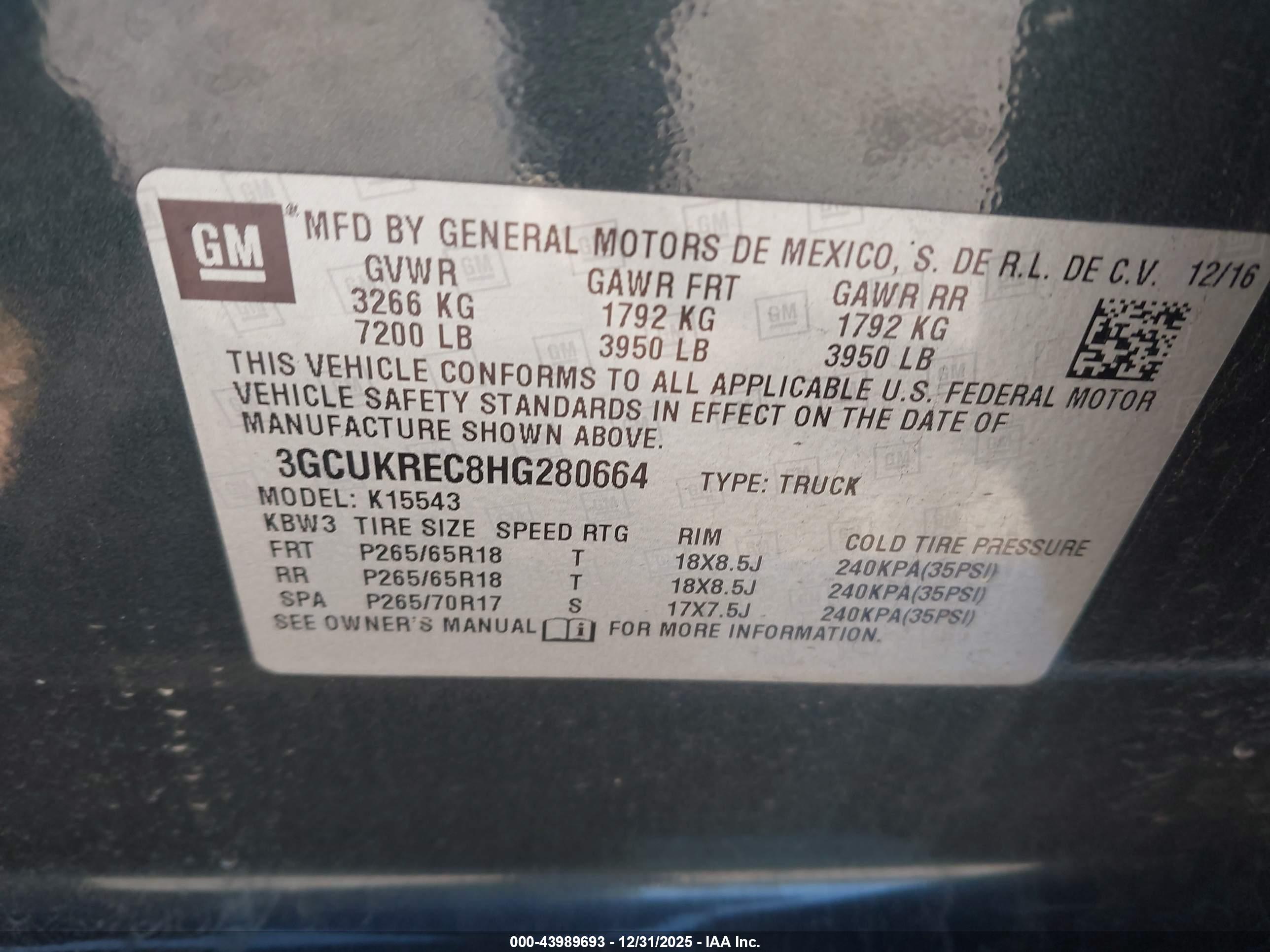 CHEVROLET SILVERADO image 9
