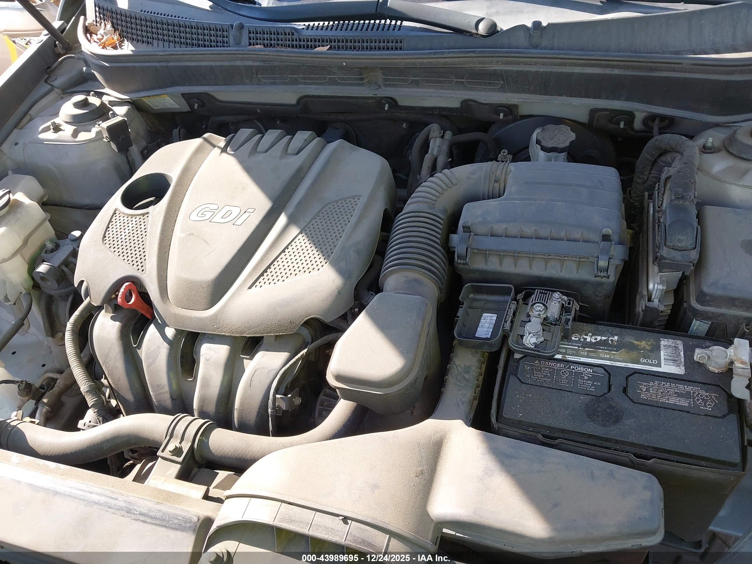 HYUNDAI SONATA image 10