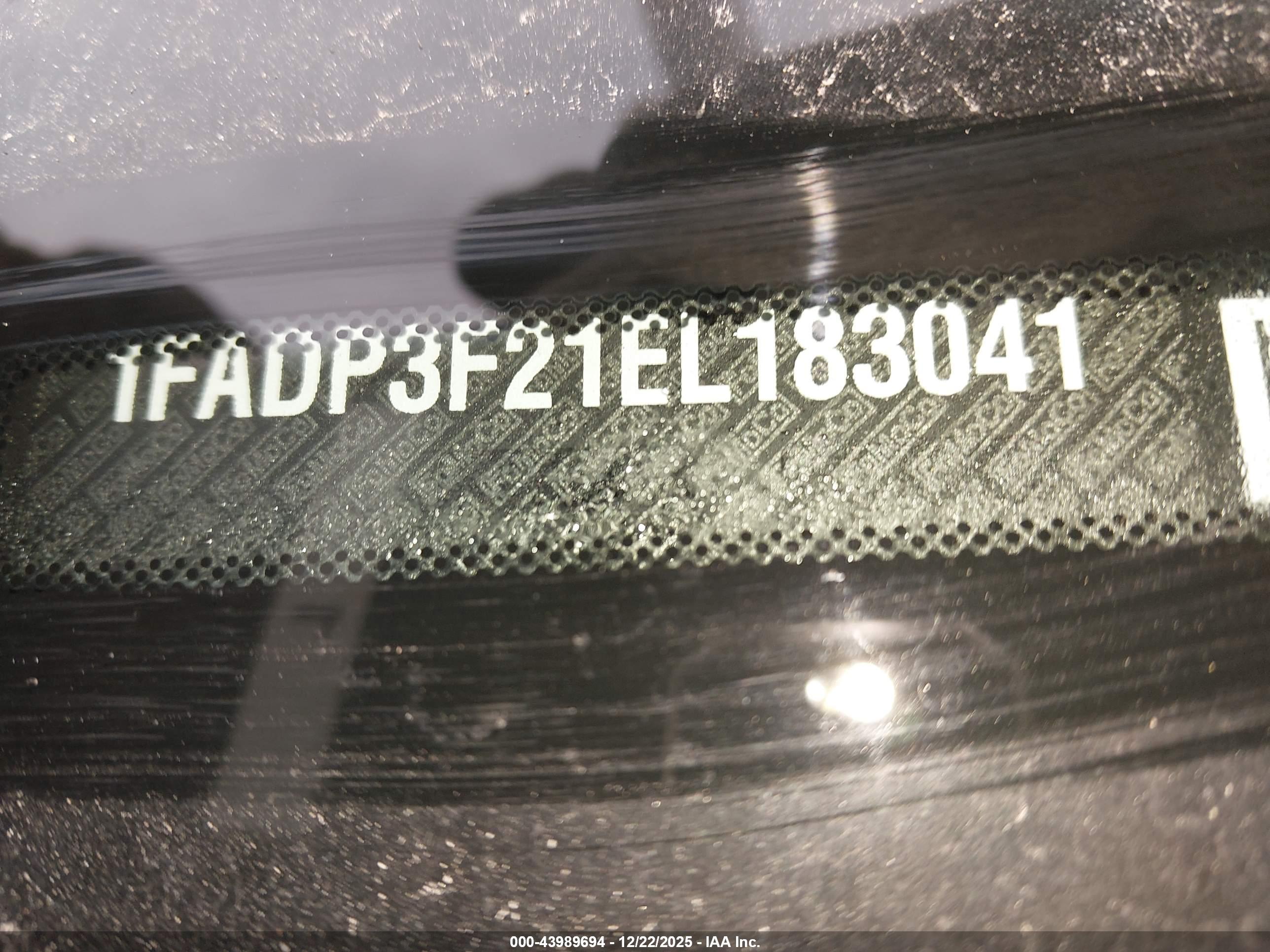 FORD FOCUS image 9