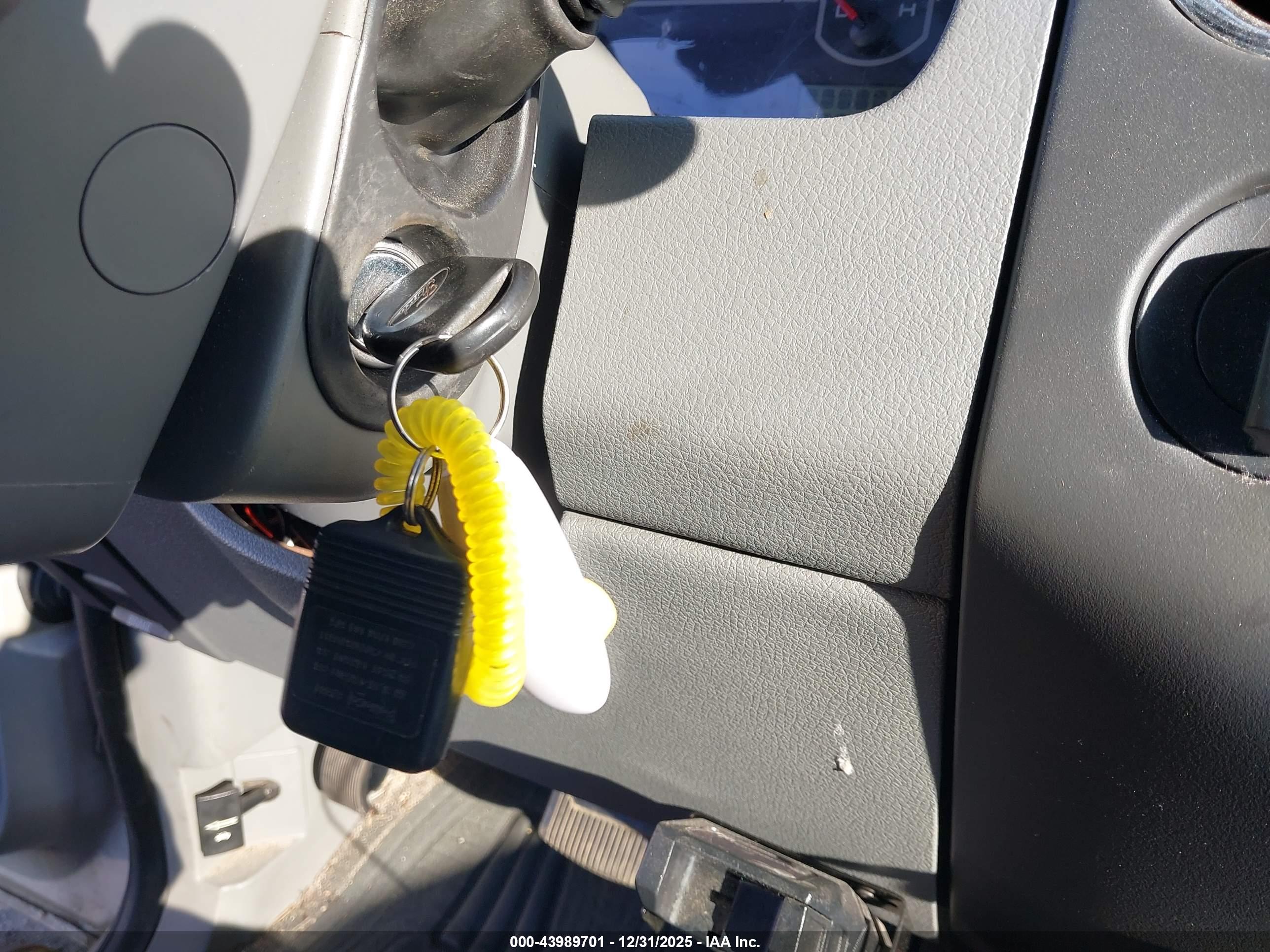 FORD F-150 image 11