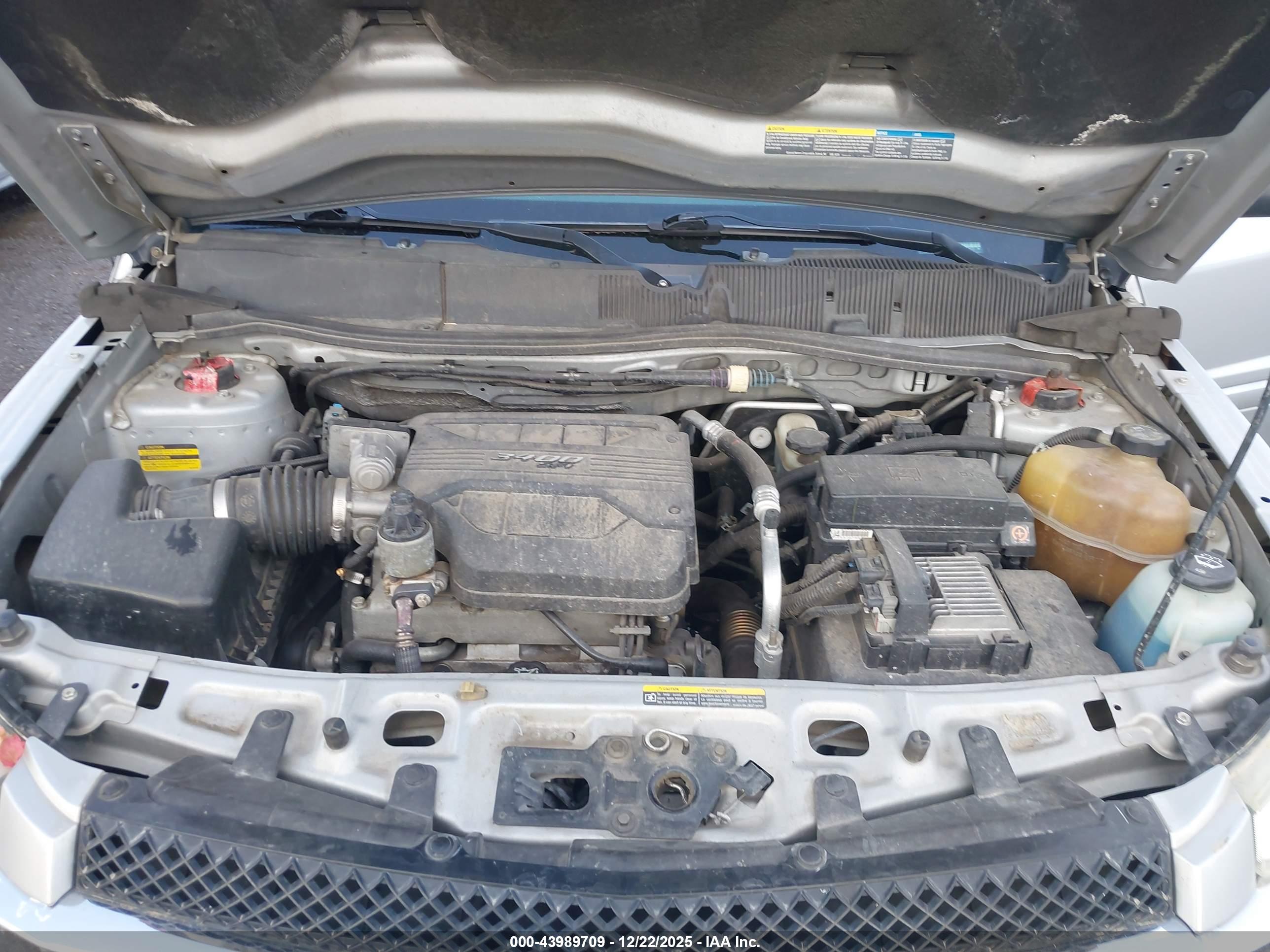 CHEVROLET EQUINOX image 10