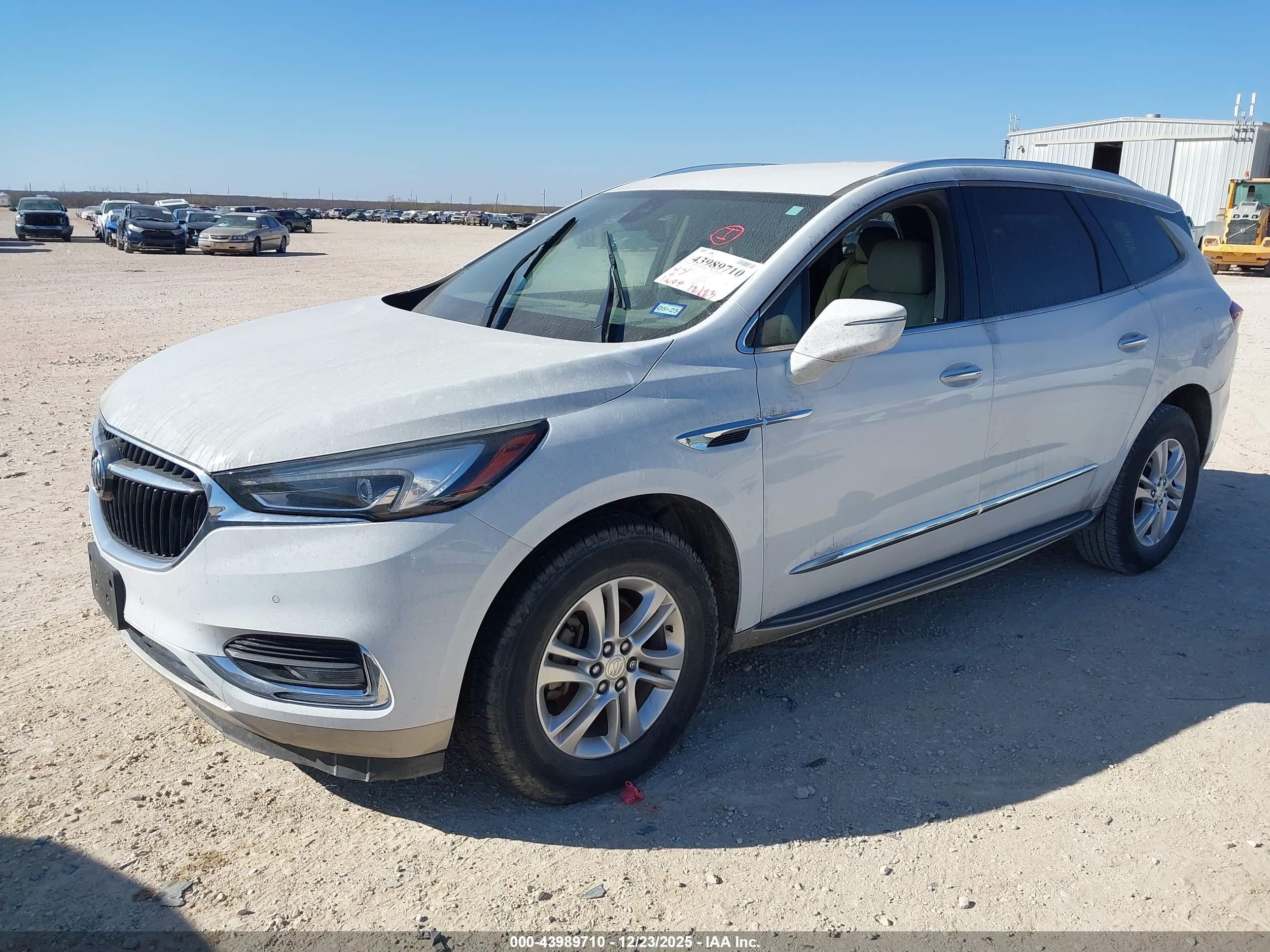 BUICK ENCLAVE image 2