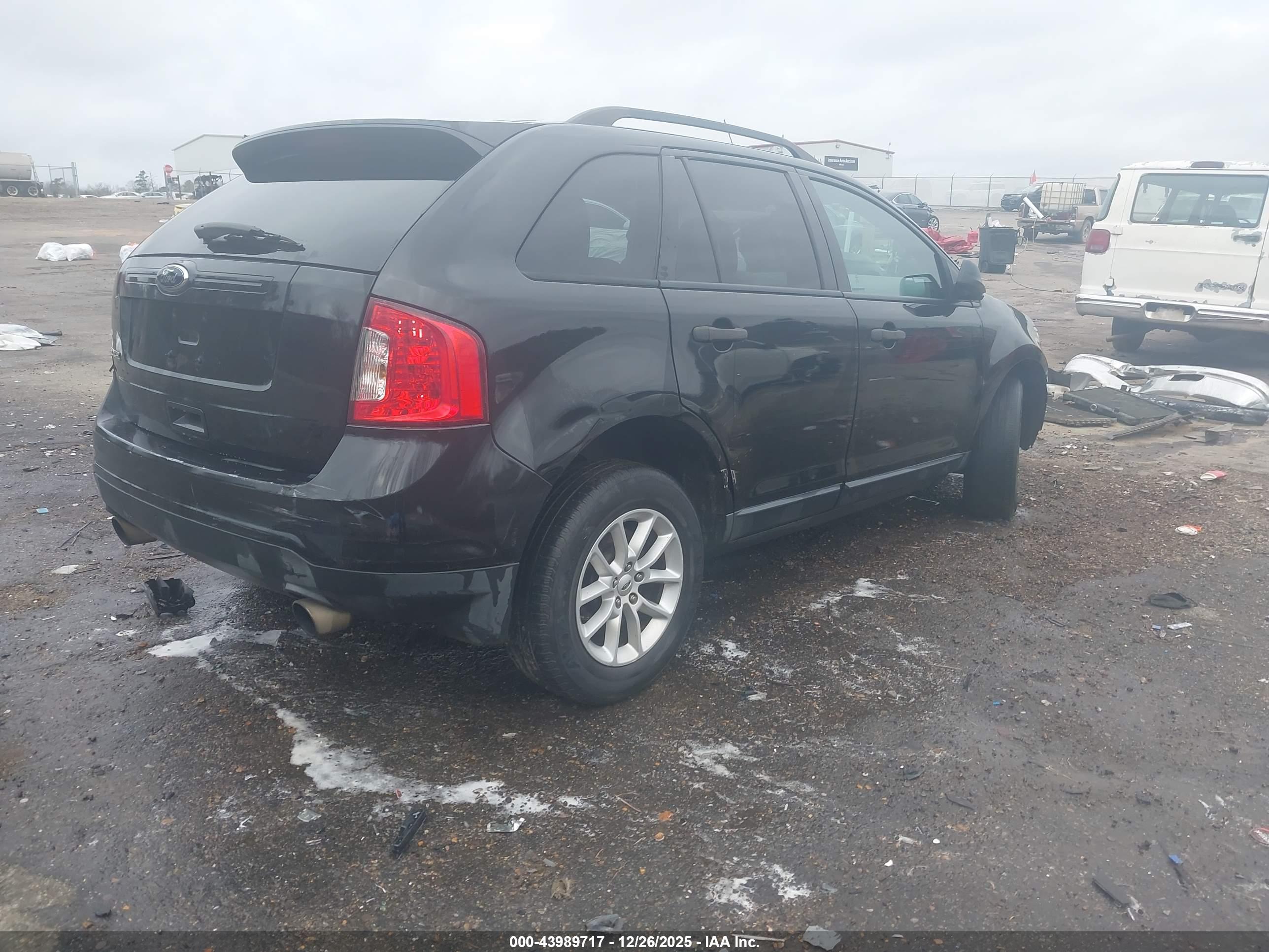 FORD EDGE image 4