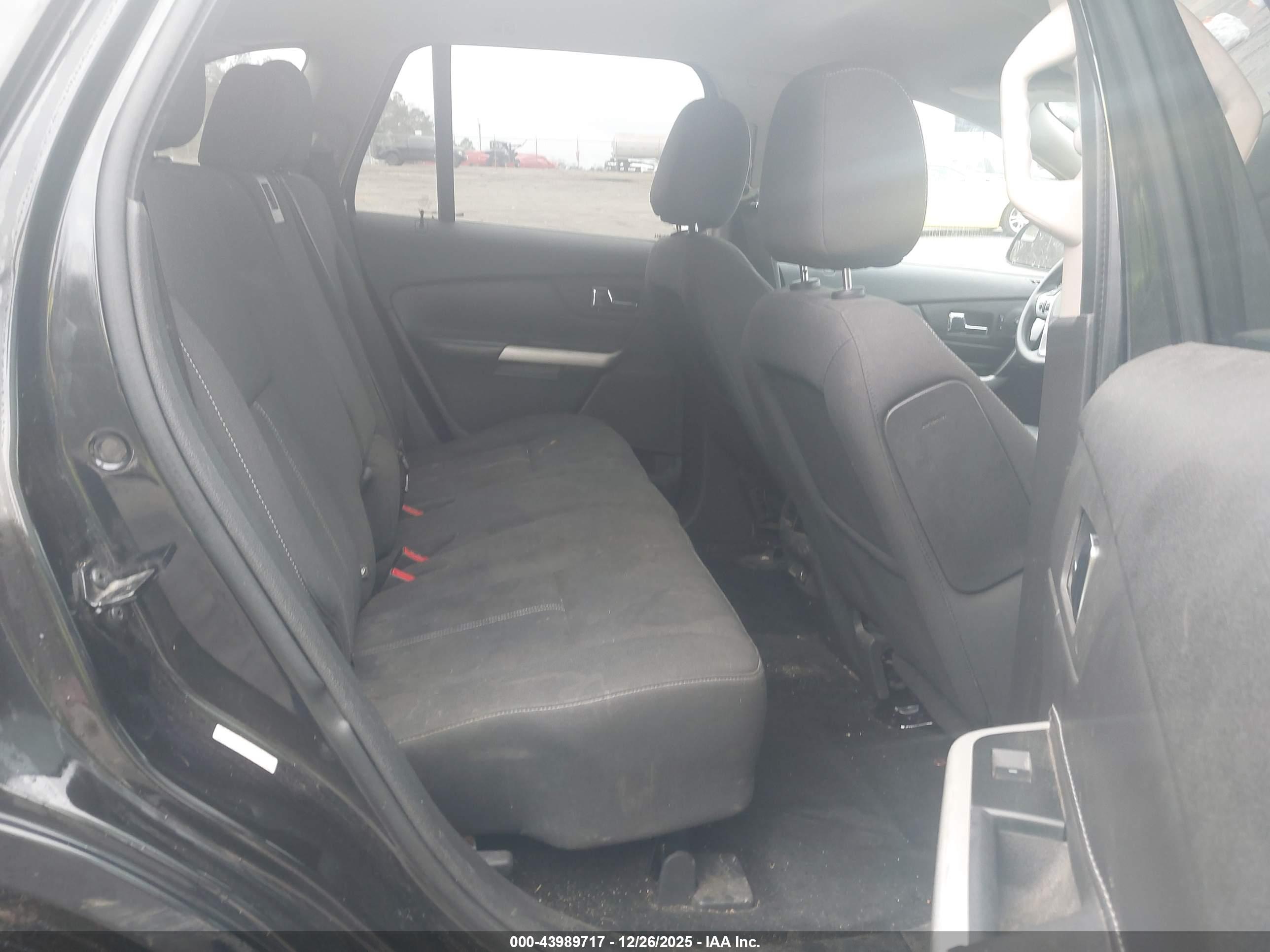 FORD EDGE image 8
