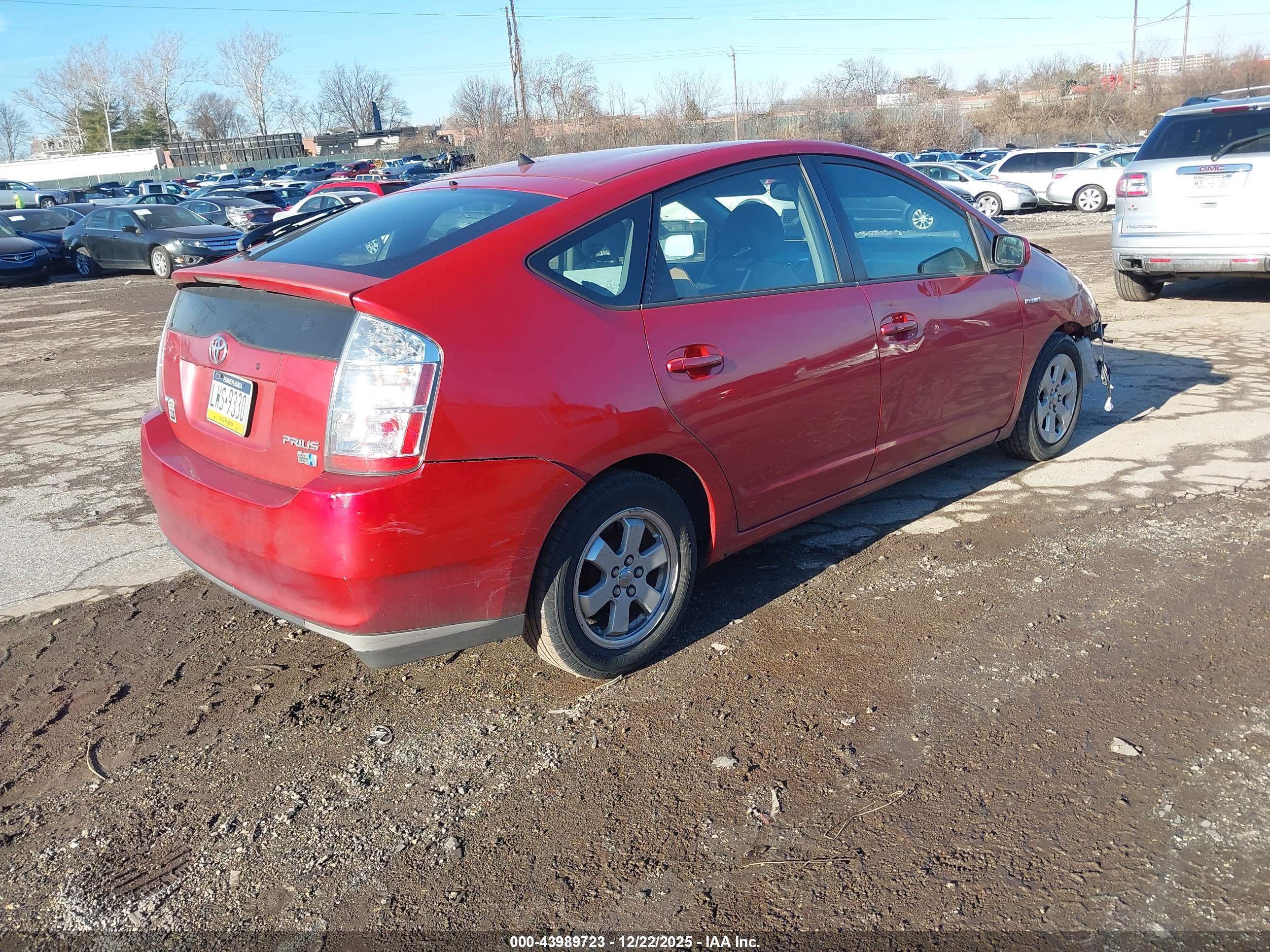 TOYOTA PRIUS image 4