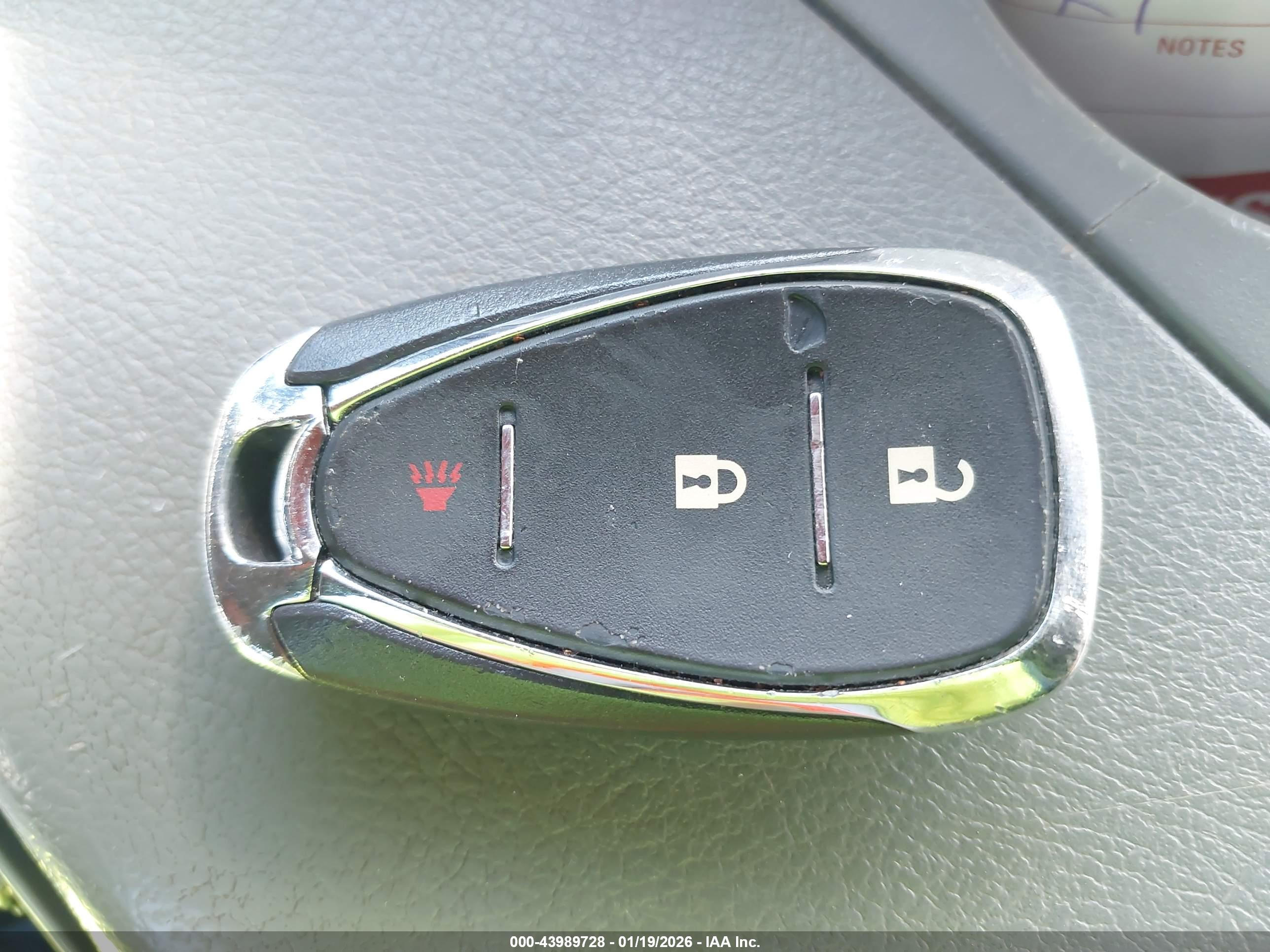 CHEVROLET EQUINOX image 11