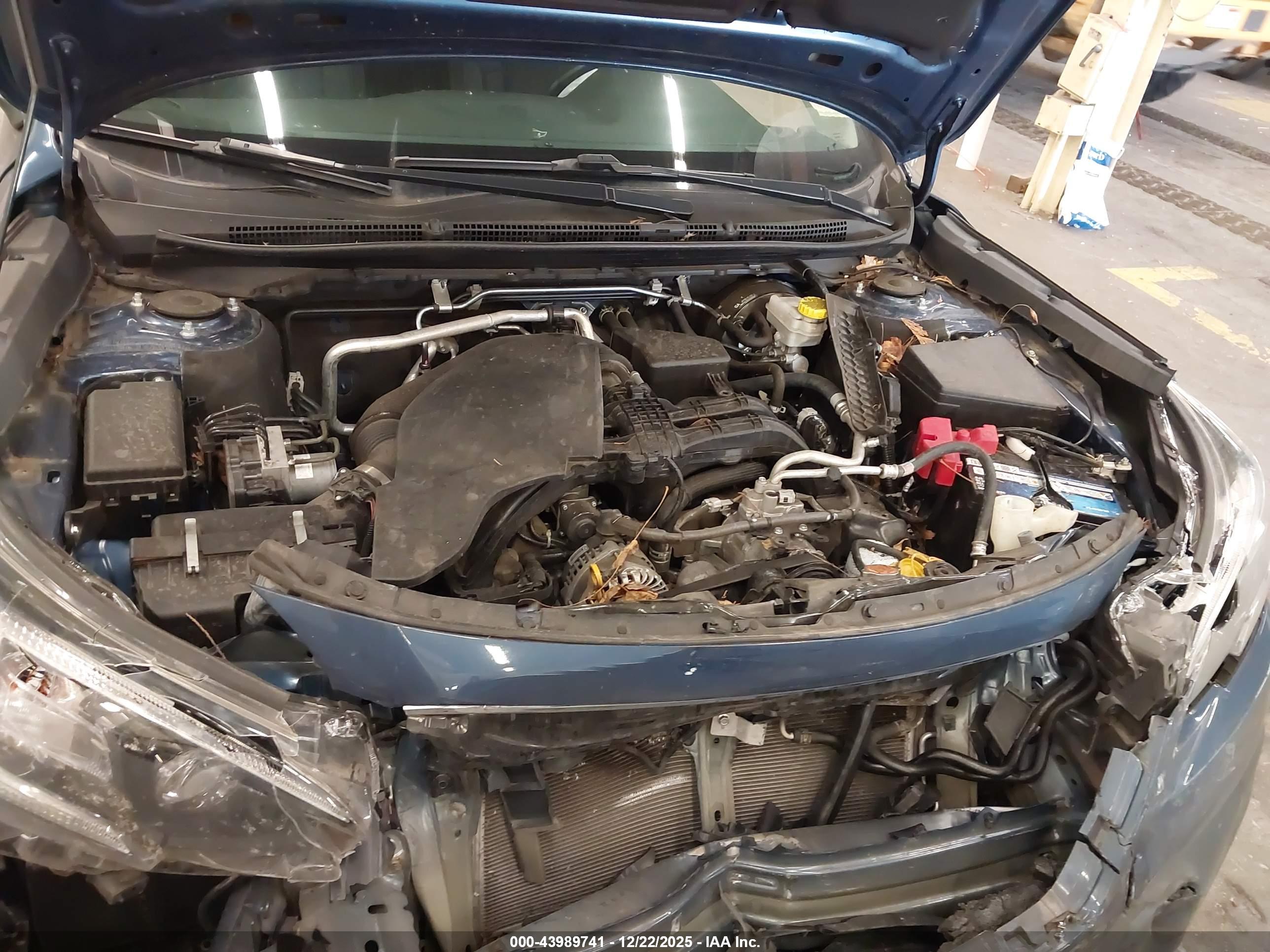 SUBARU OUTBACK image 10