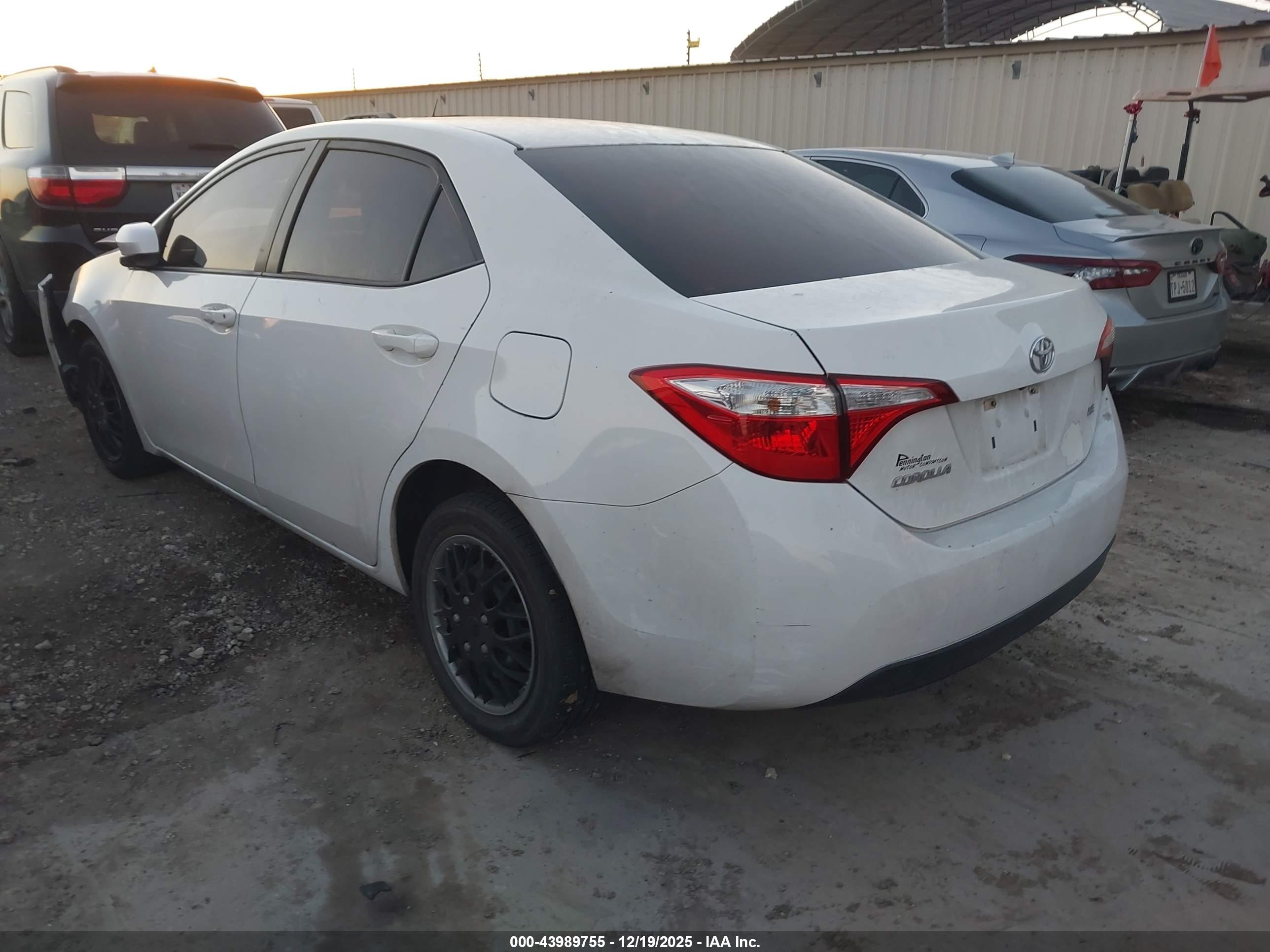 TOYOTA COROLLA image 3