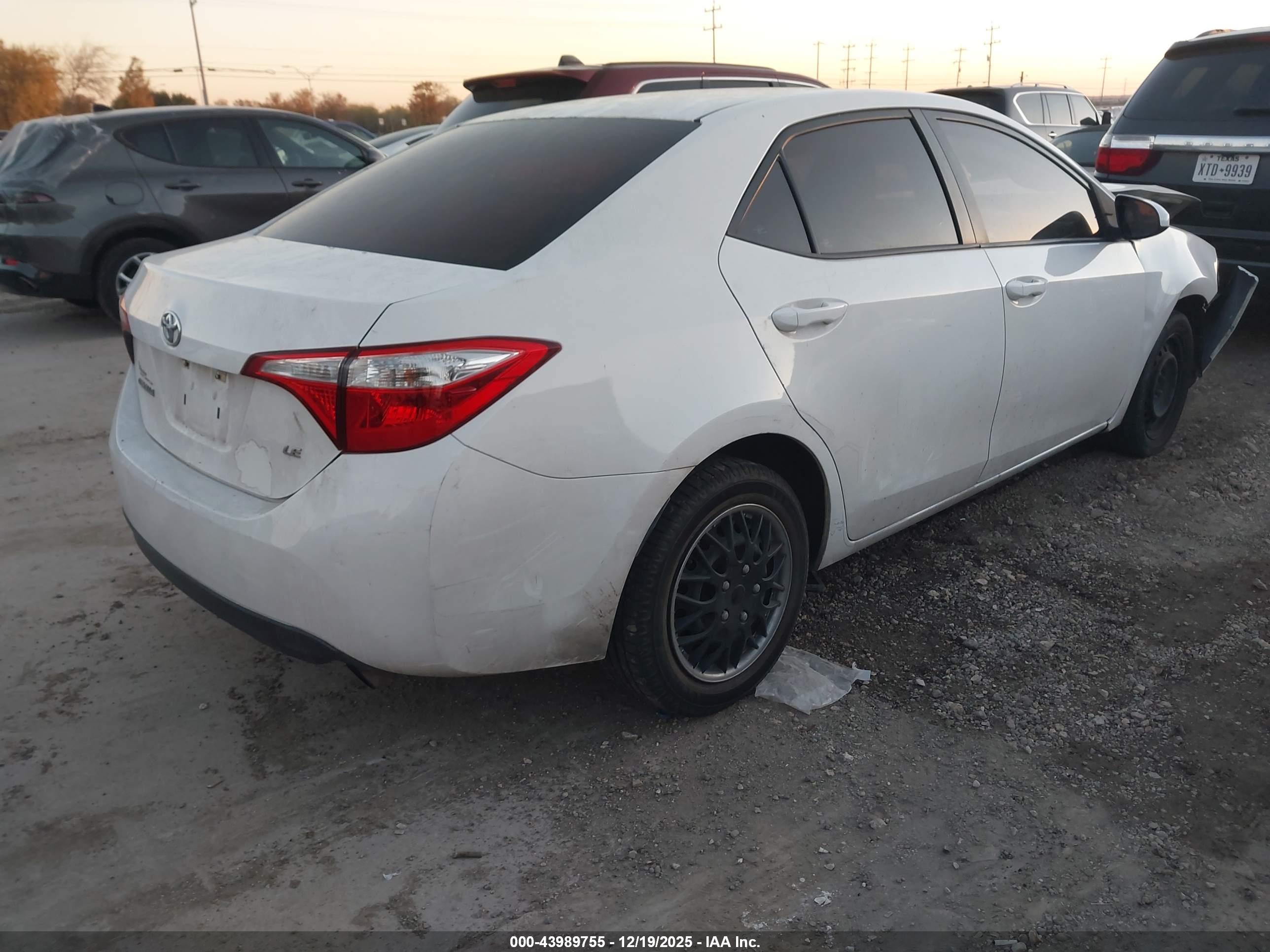 TOYOTA COROLLA image 4
