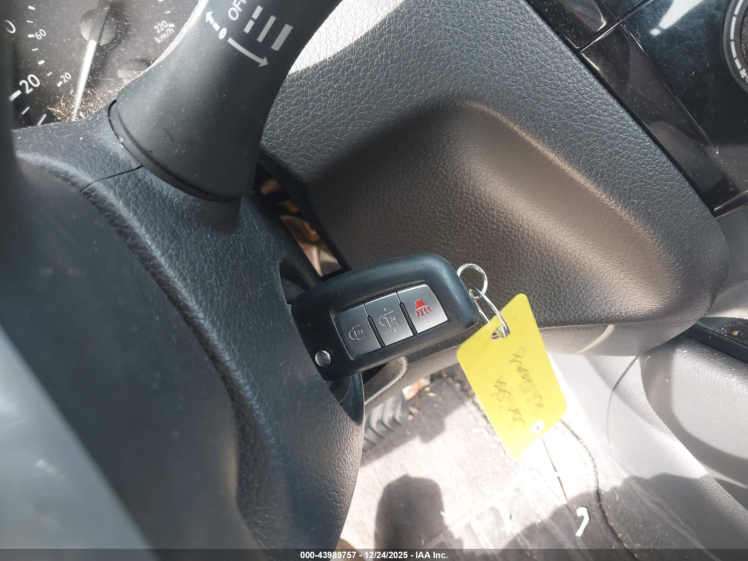 NISSAN ROGUE image 11