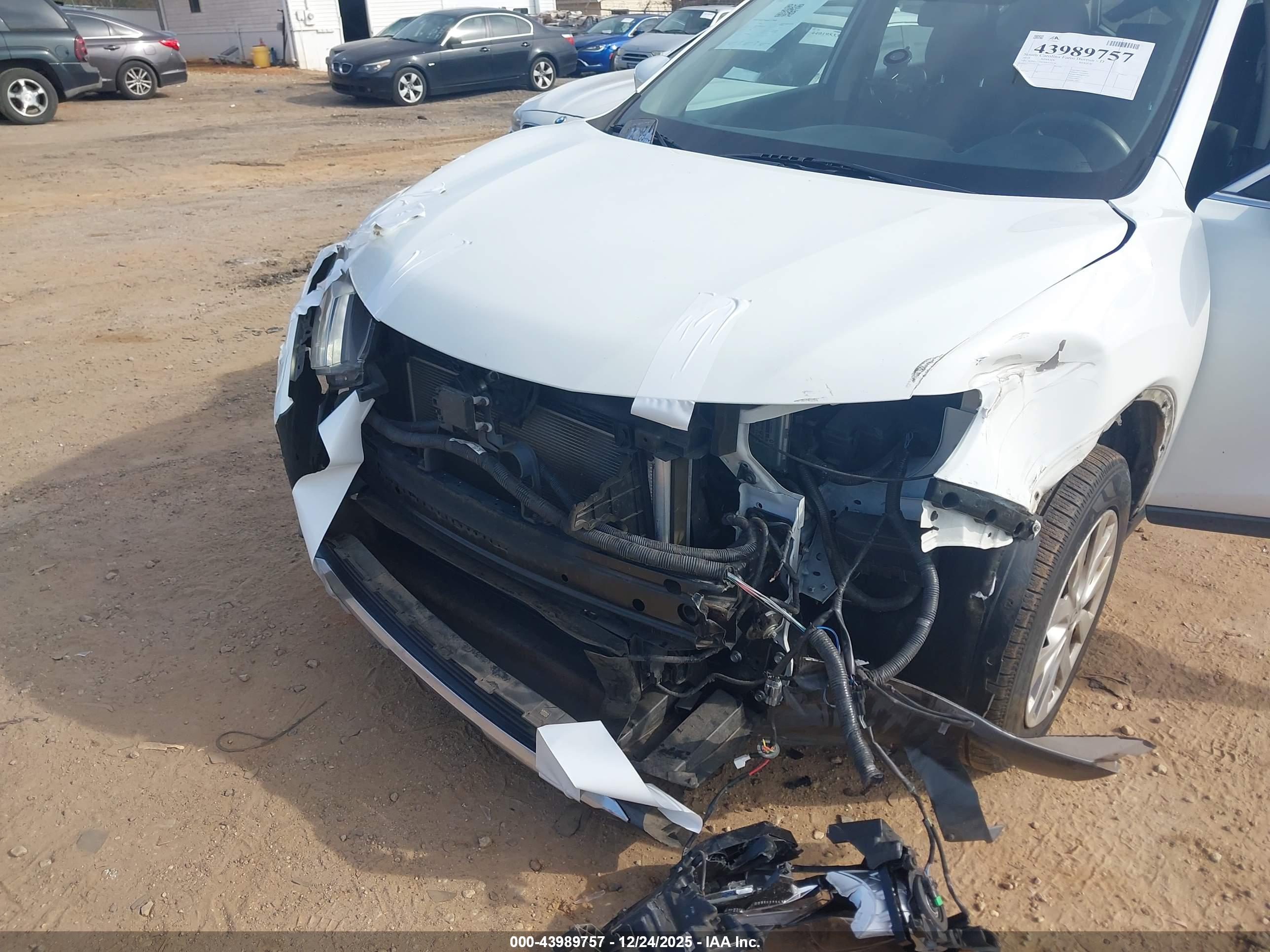 NISSAN ROGUE image 6