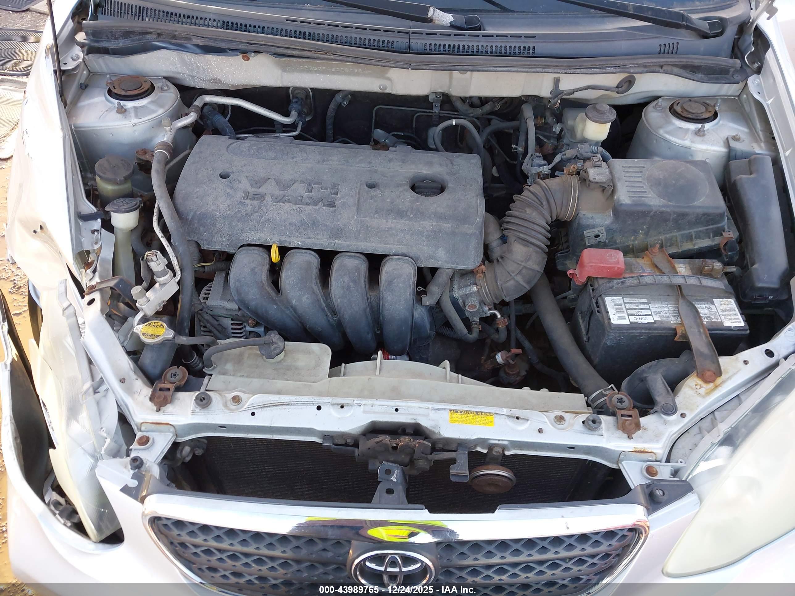 TOYOTA COROLLA image 10