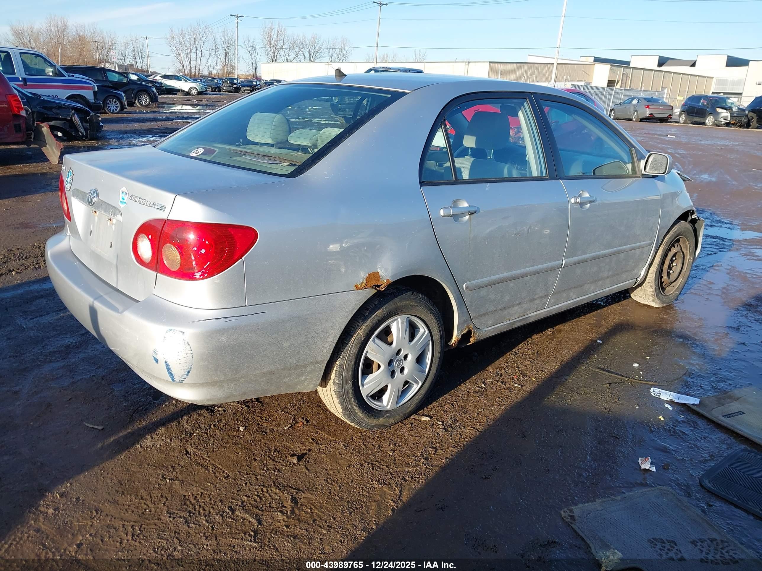 TOYOTA COROLLA image 4