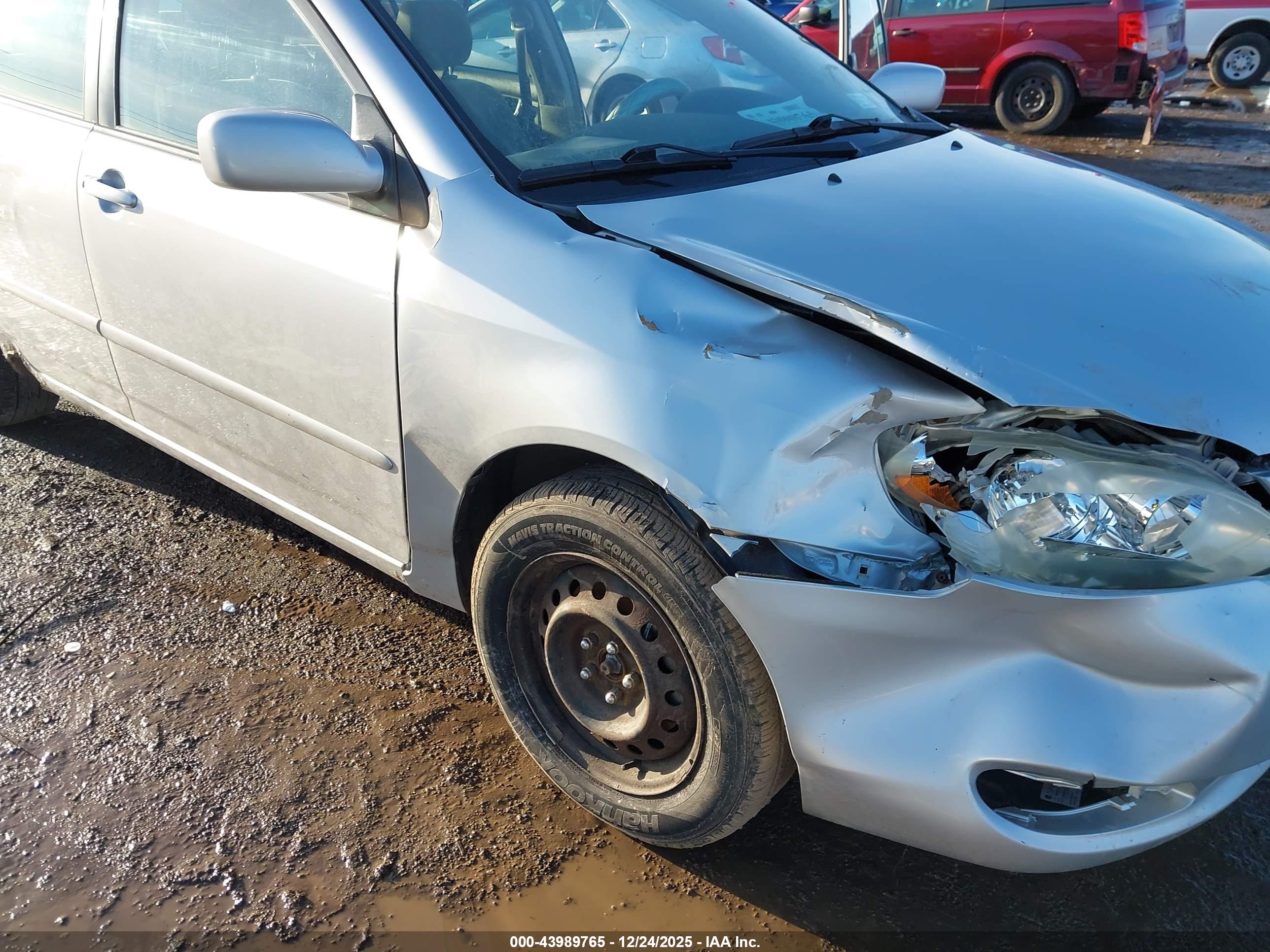 TOYOTA COROLLA image 6
