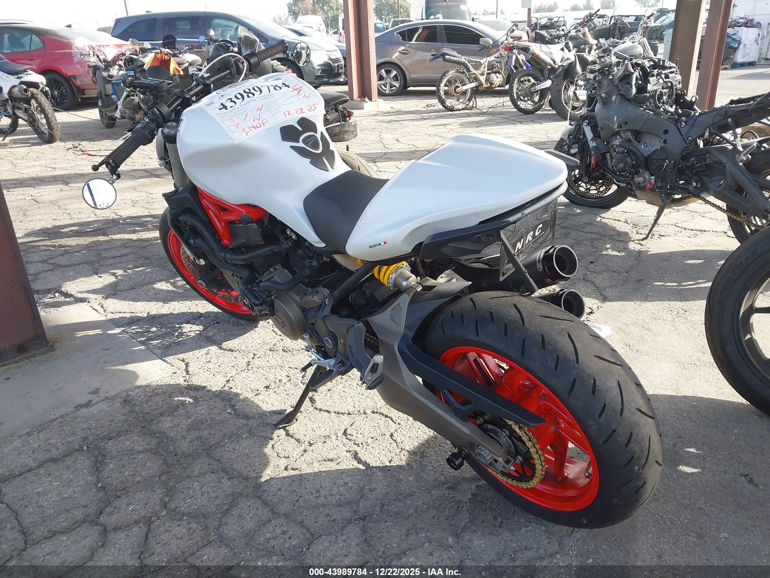 DUCATI MONSTER image 3