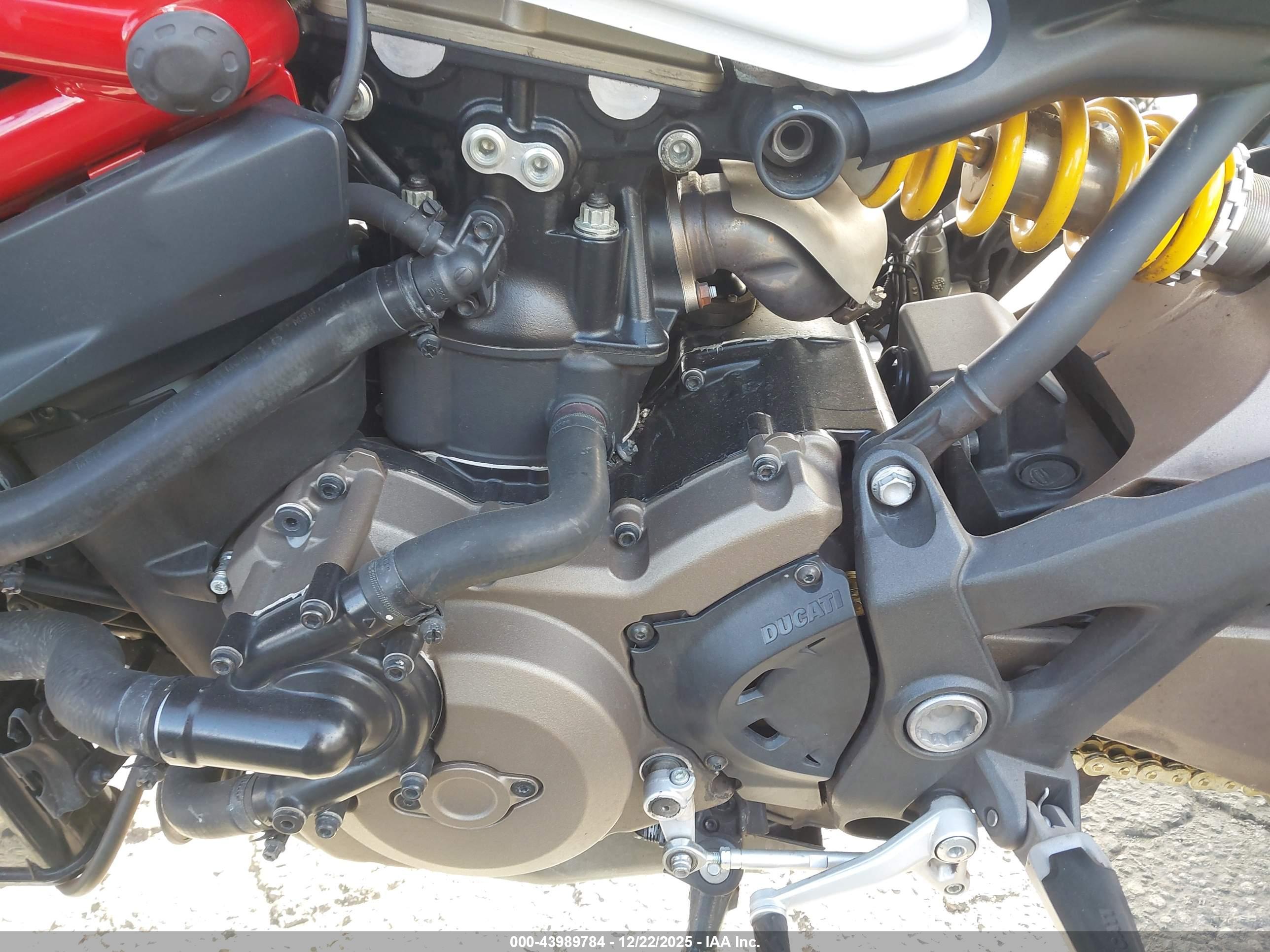 DUCATI MONSTER image 9