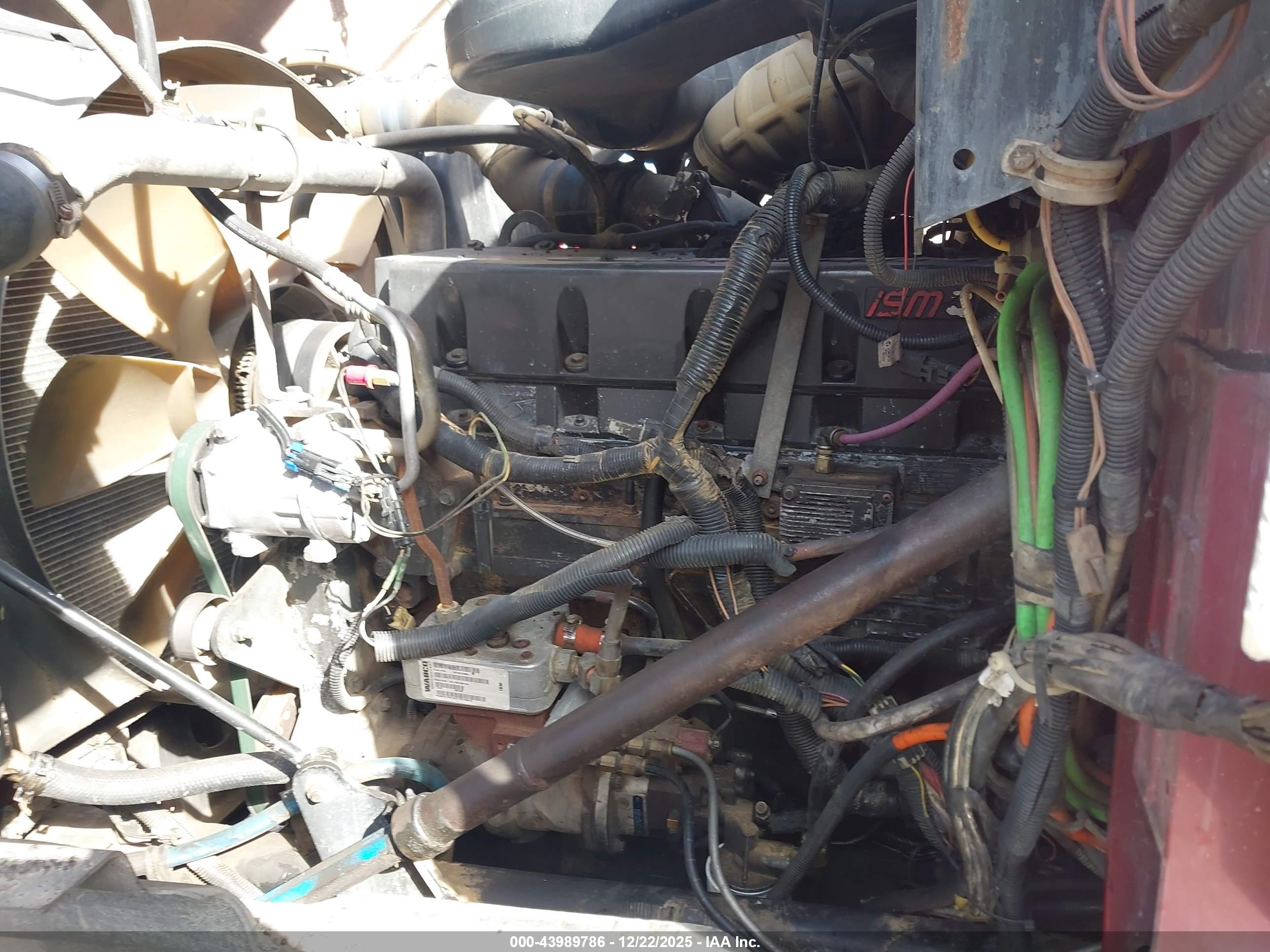 INTERNATIONAL 5500 image 10