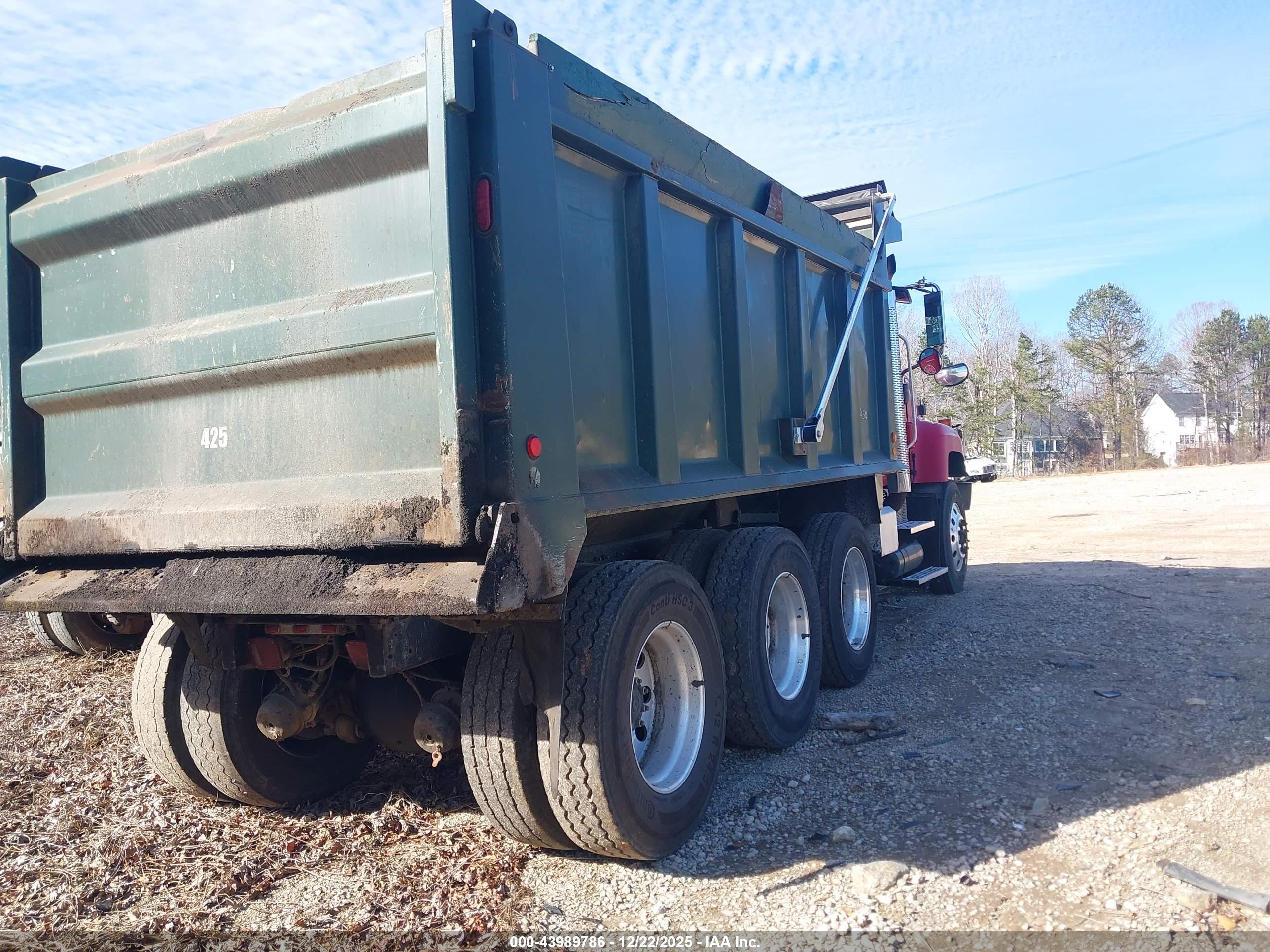 INTERNATIONAL 5500 image 4