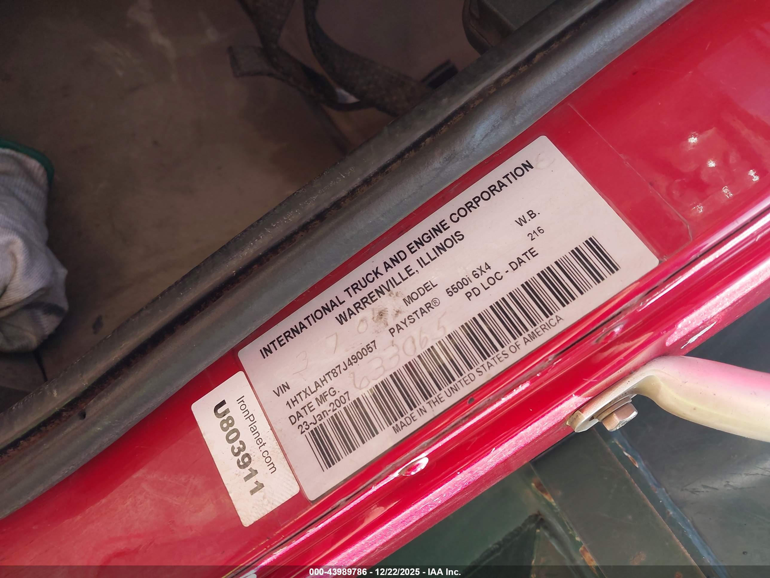 INTERNATIONAL 5500 image 9