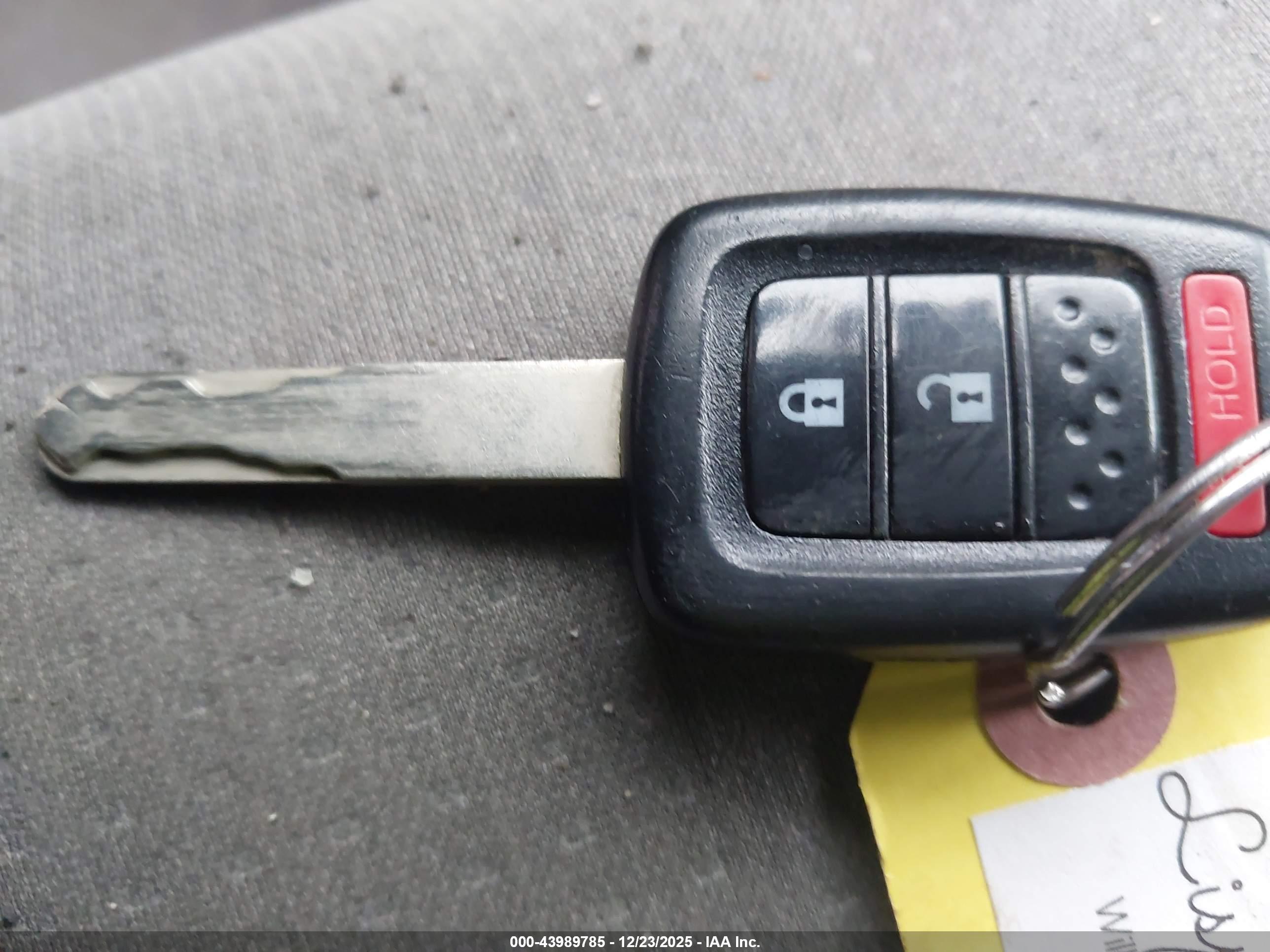 HONDA CR-V image 11