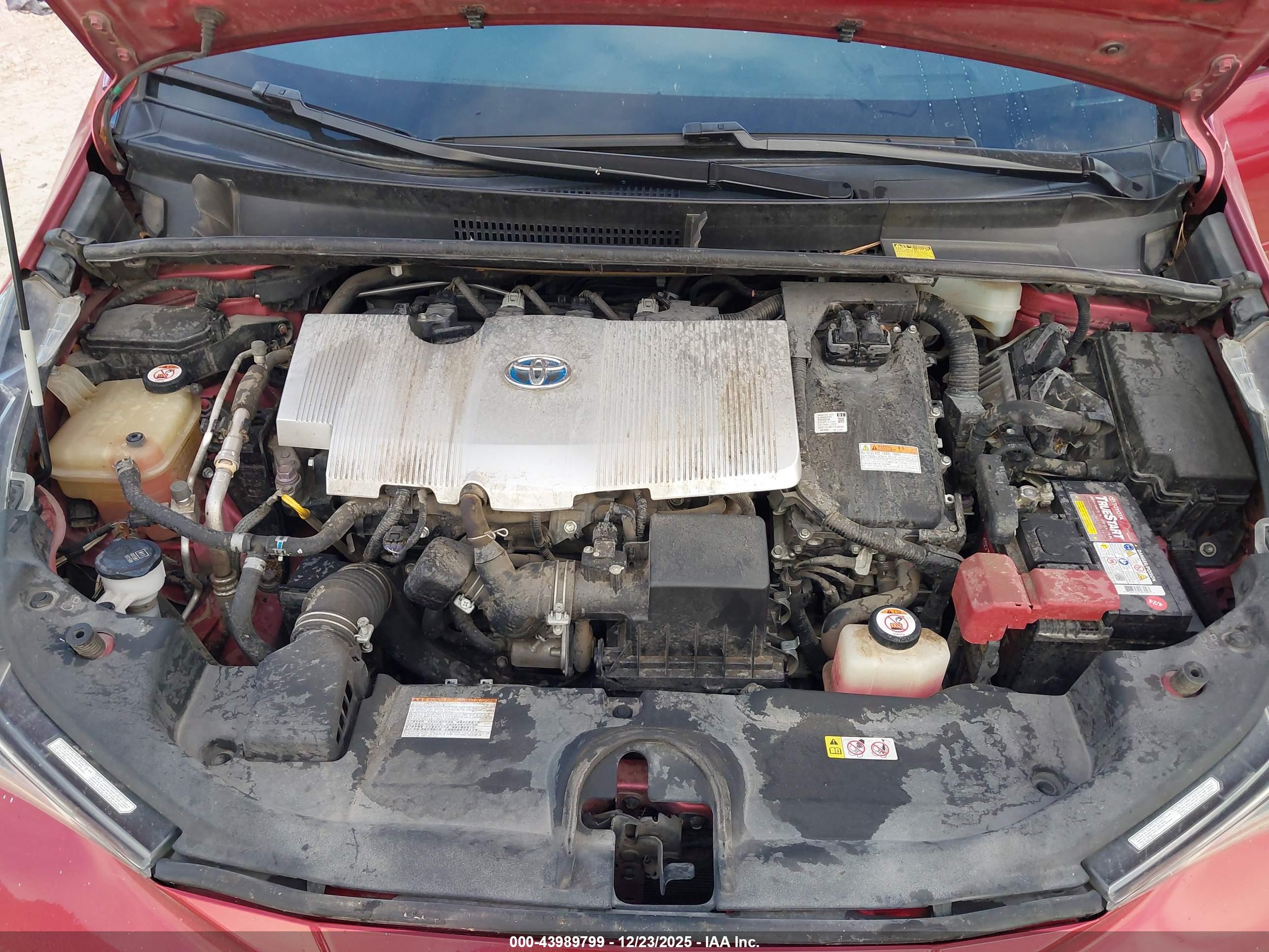 TOYOTA PRIUS image 10