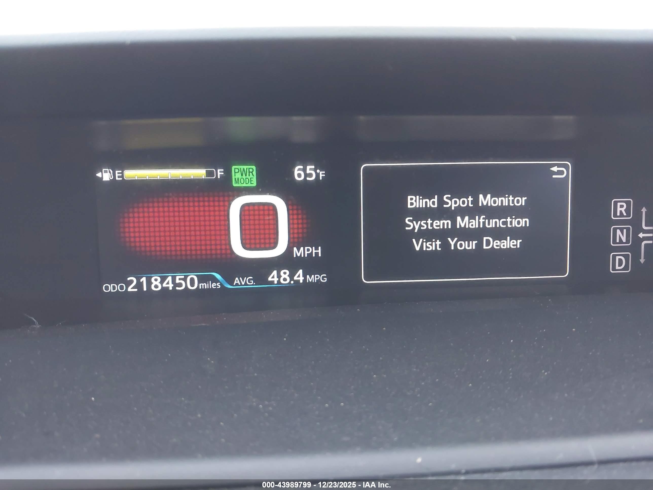 TOYOTA PRIUS image 7