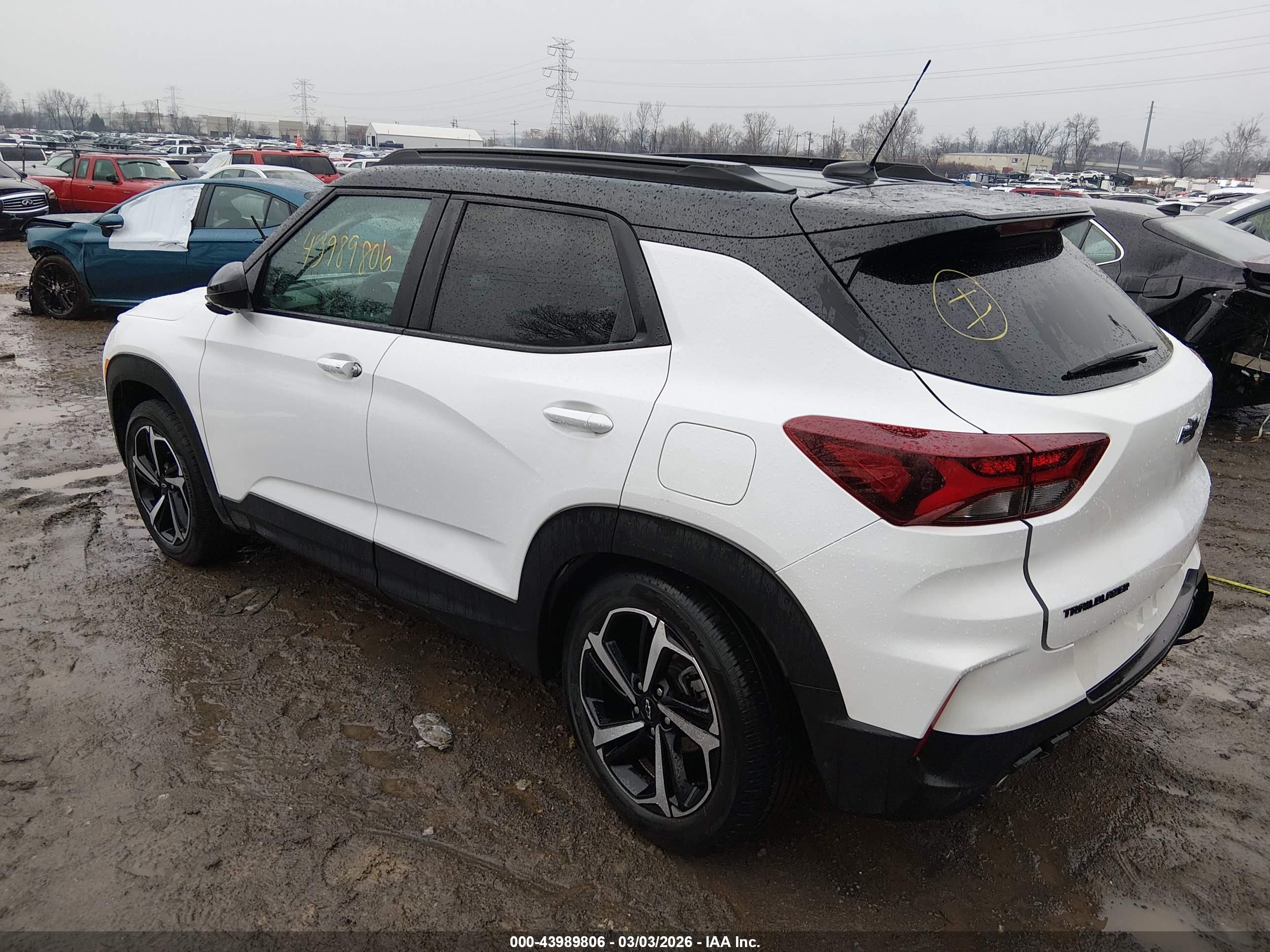 CHEVROLET TRAILBLAZER image 3