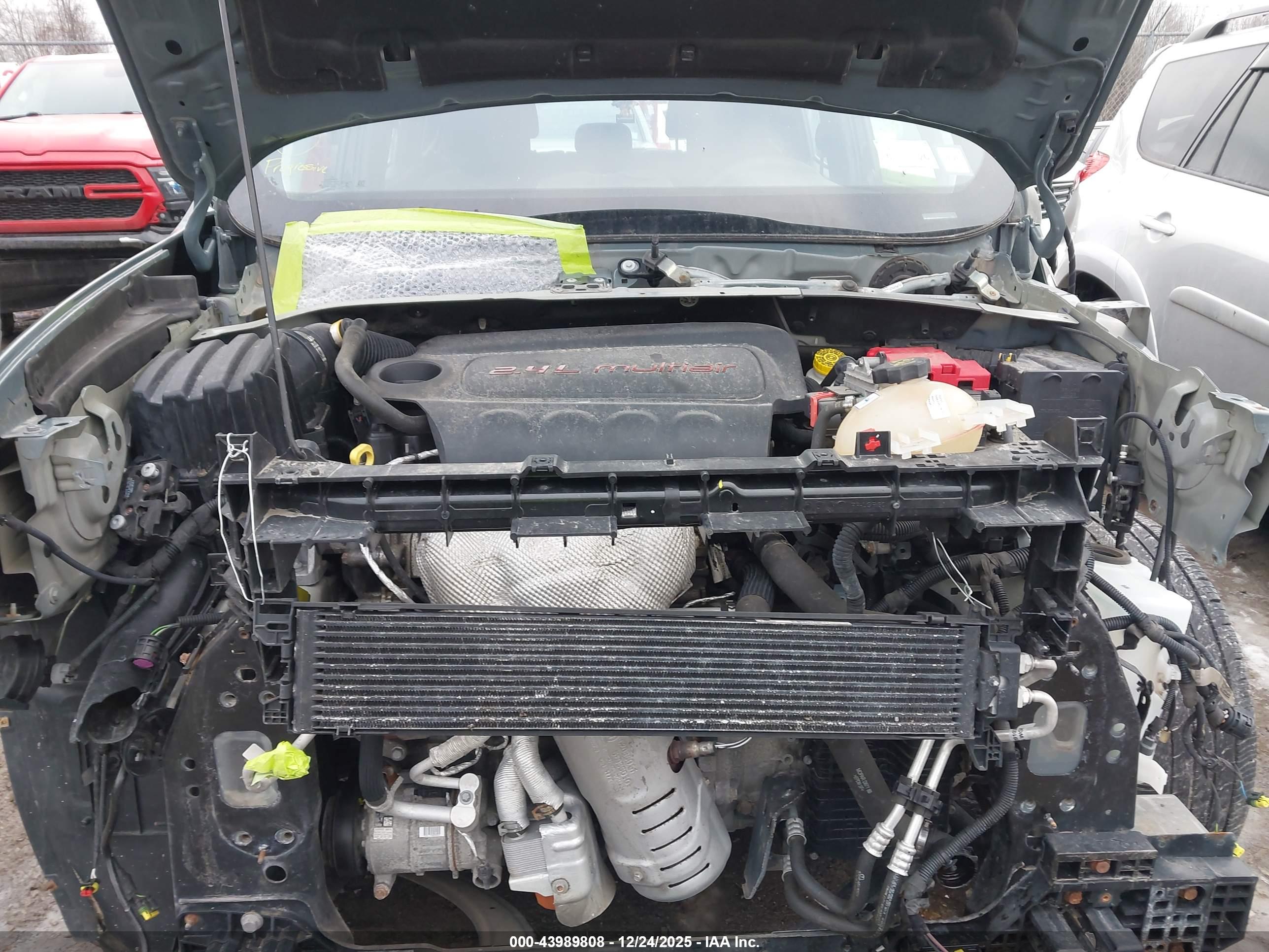 JEEP RENEGADE image 10