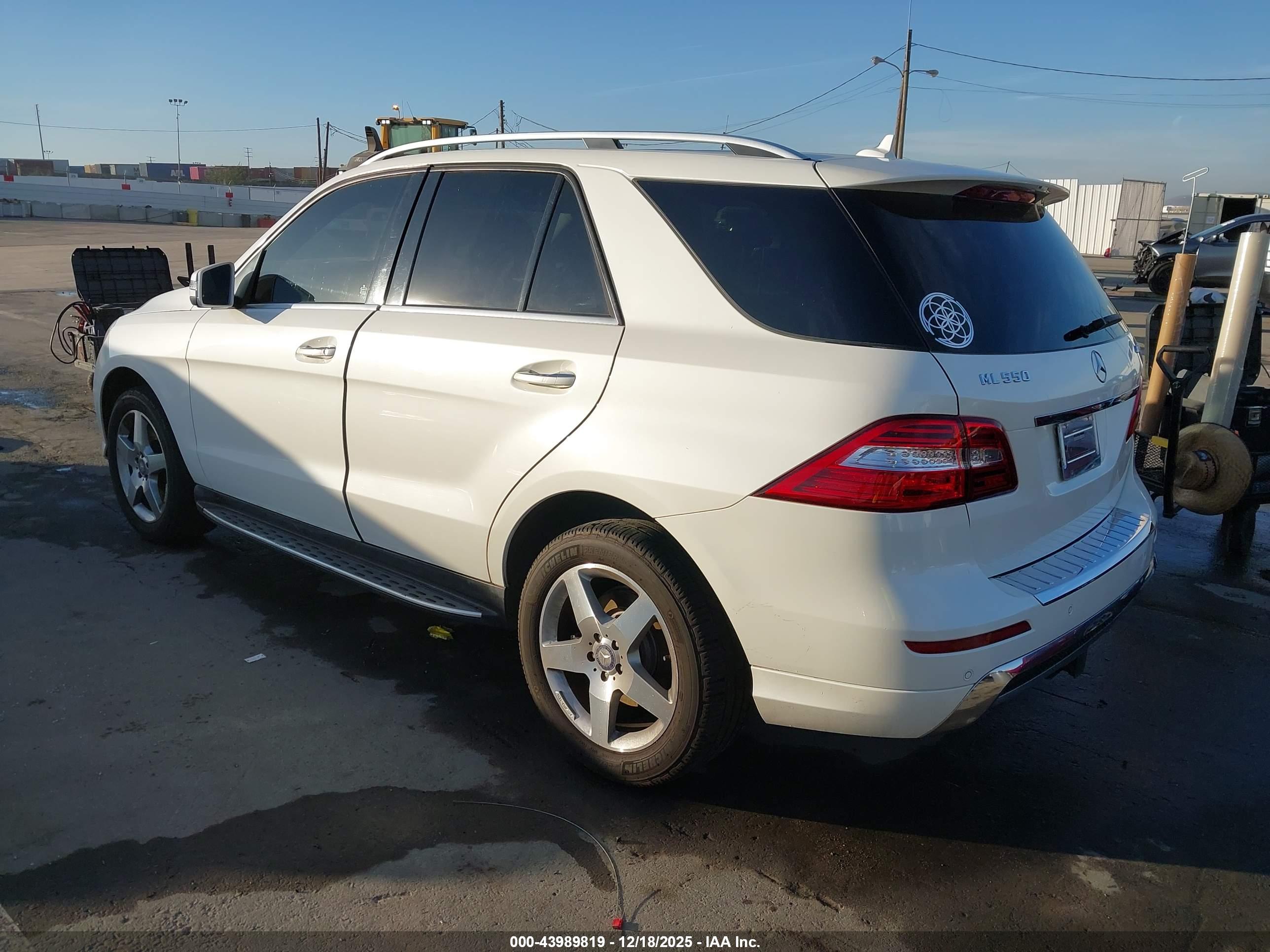 MERCEDES-BENZ ML image 3