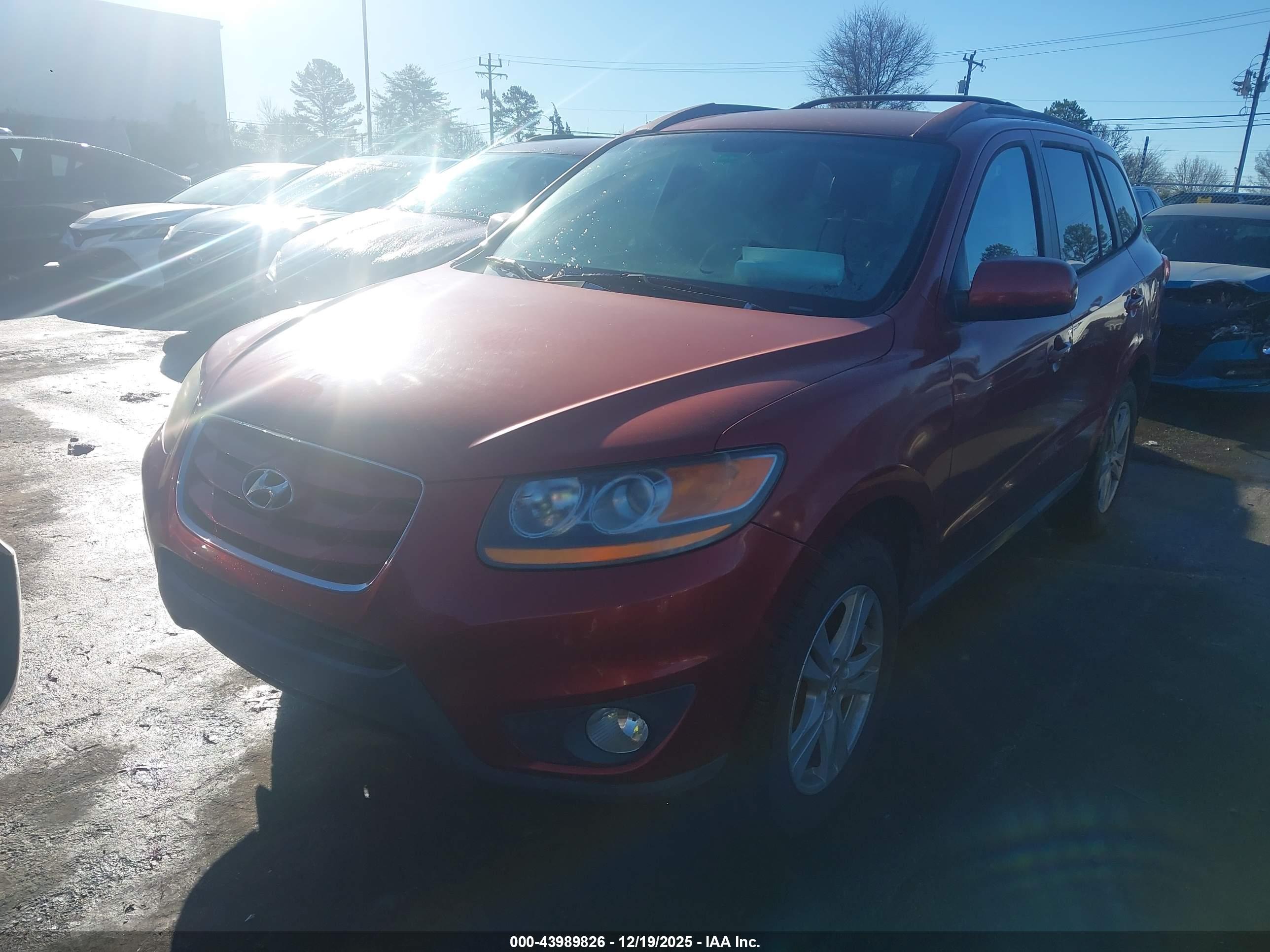 HYUNDAI SANTA image 2