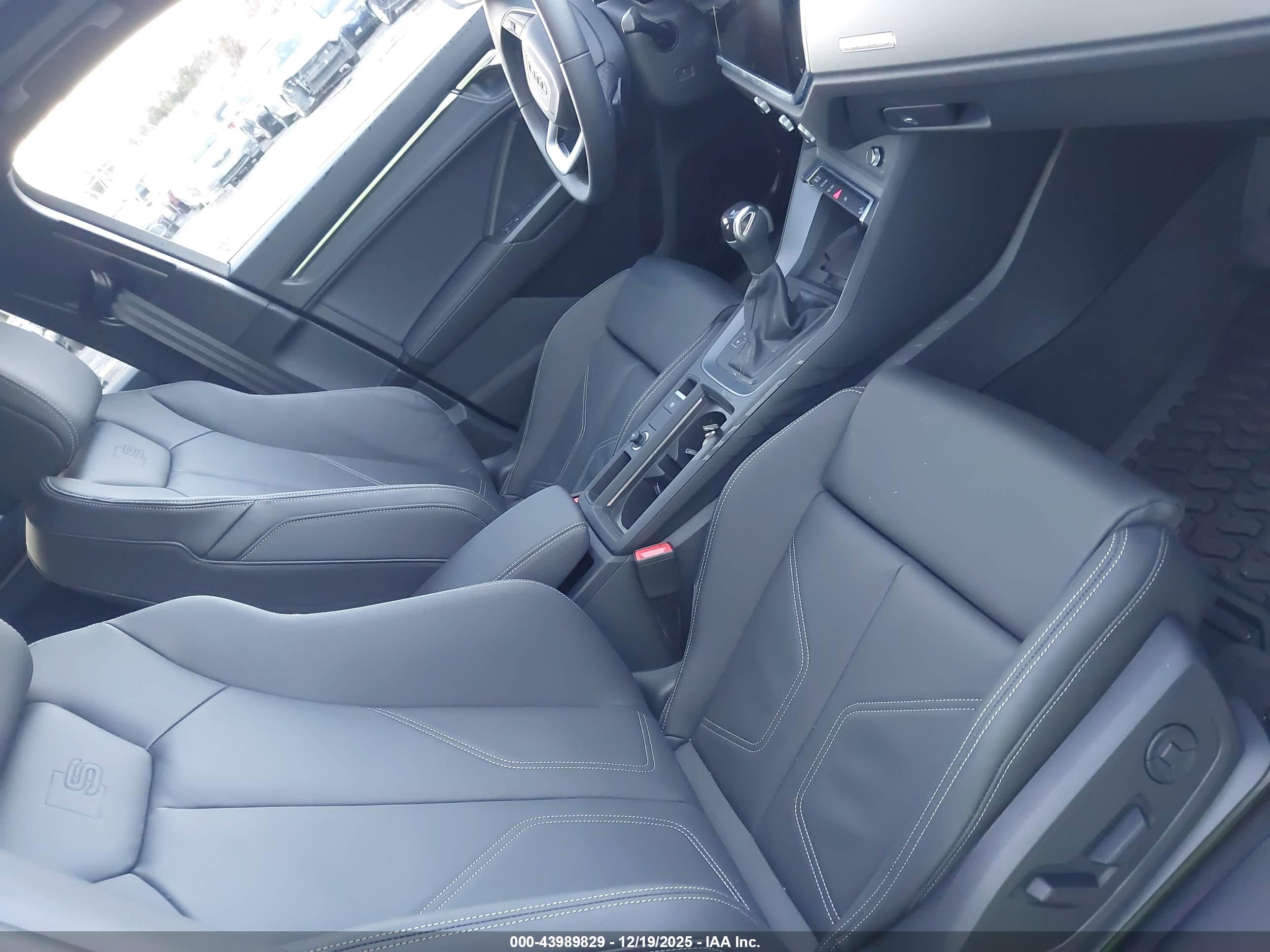 AUDI Q3 image 5