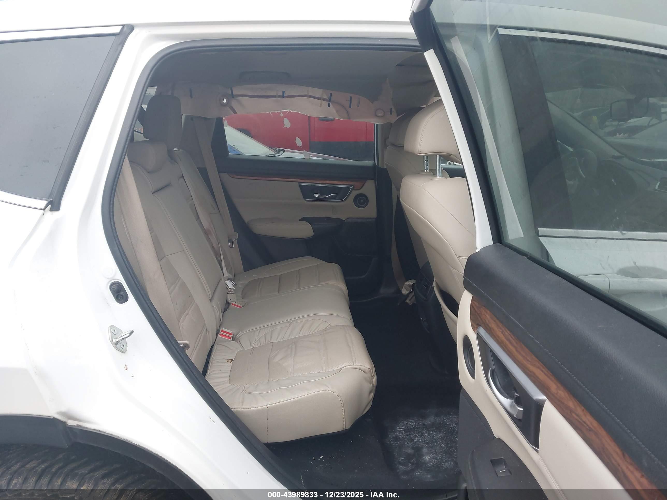 HONDA CR-V image 8