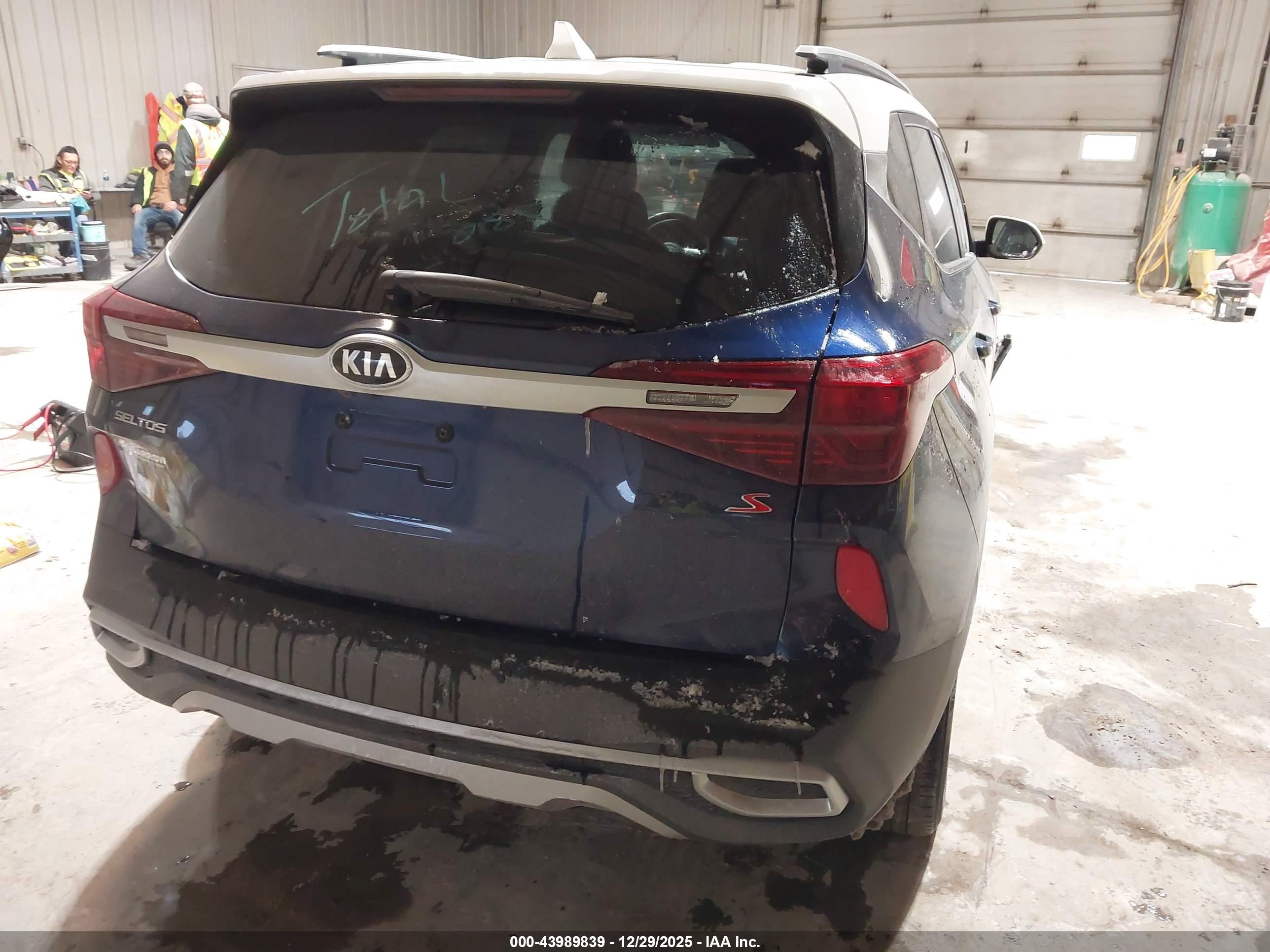 KIA SELTOS image 4