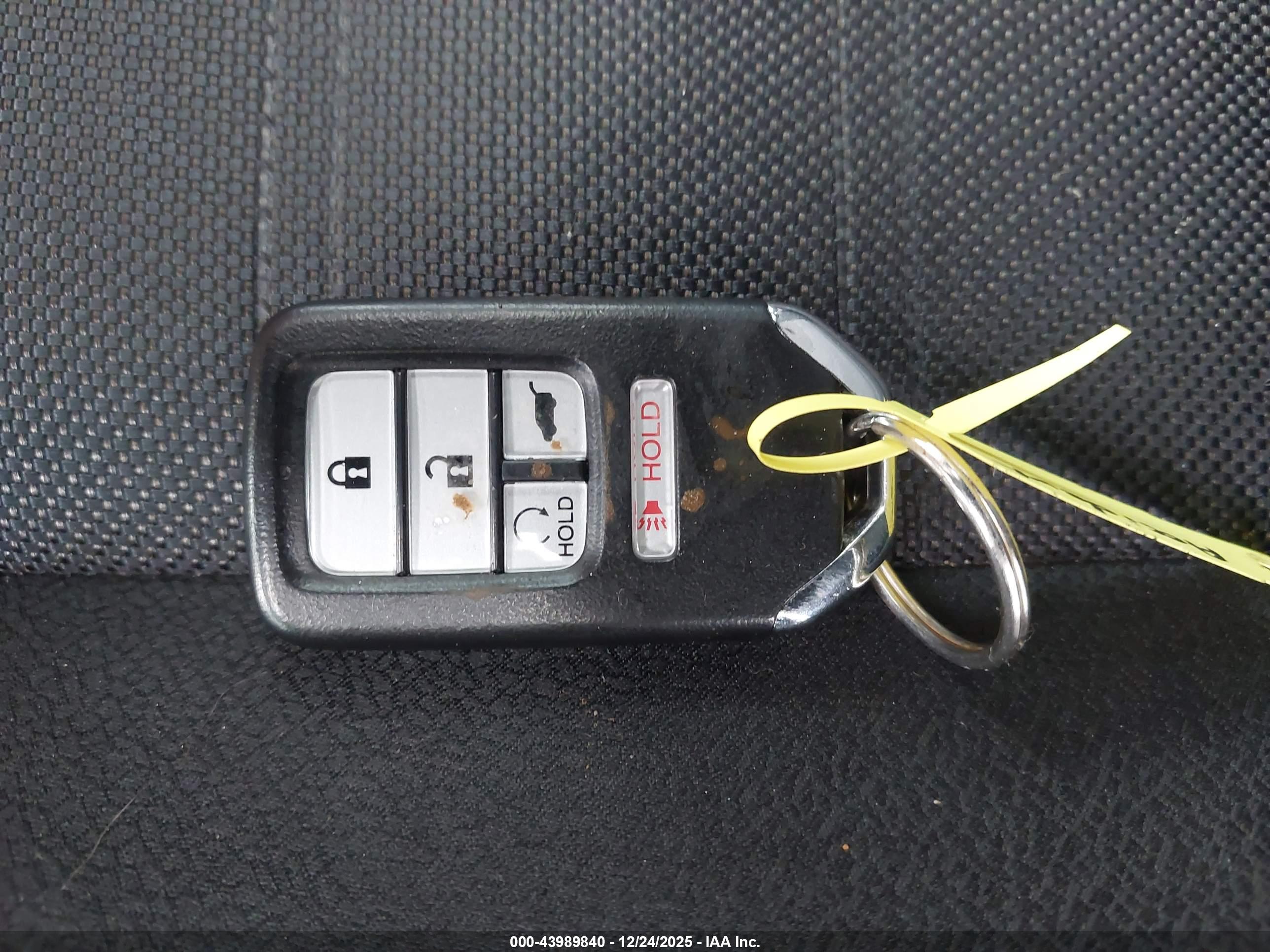 HONDA CR-V image 11