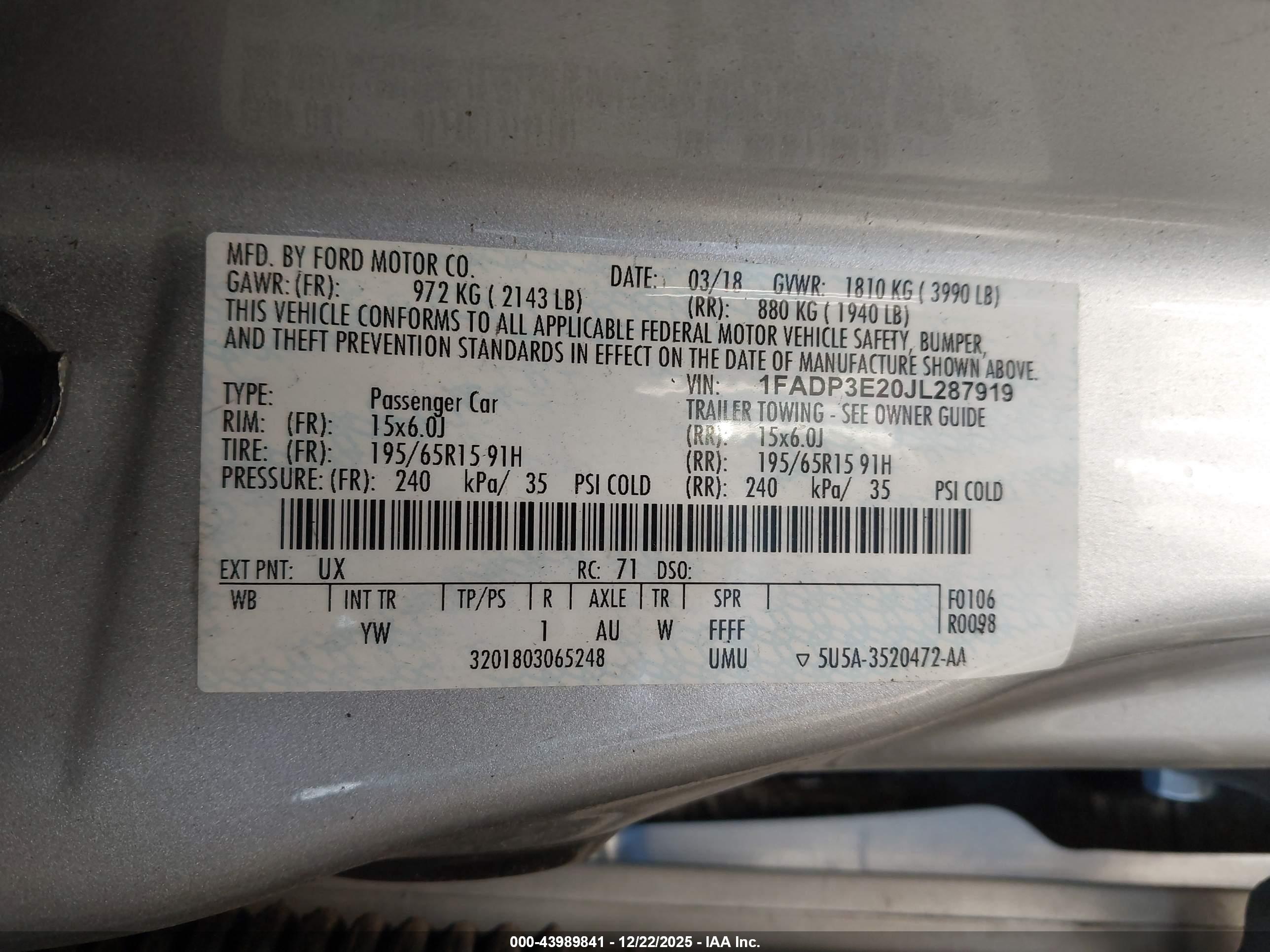 FORD FOCUS image 9