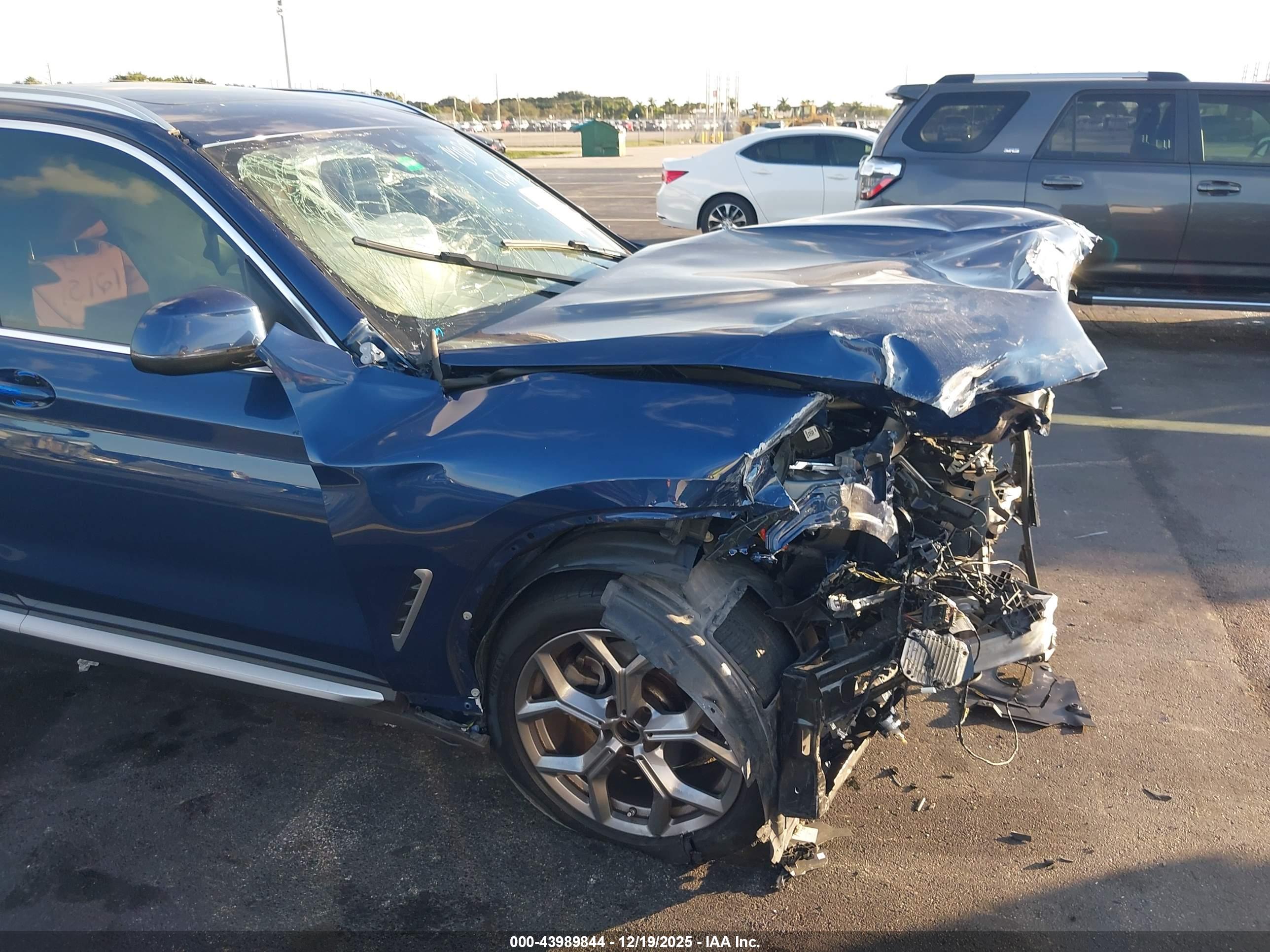 BMW X3 image 6