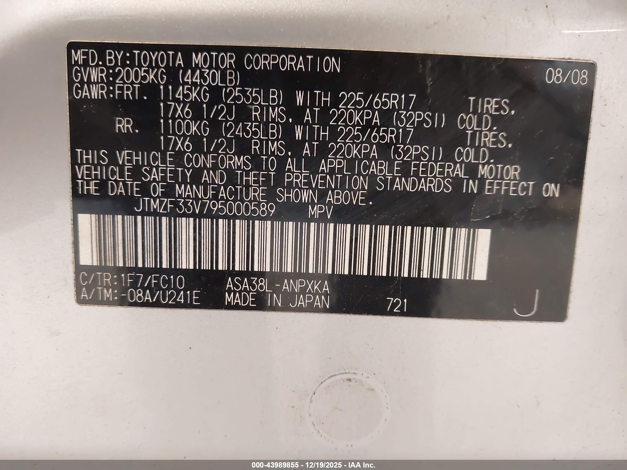 TOYOTA RAV4 image 9
