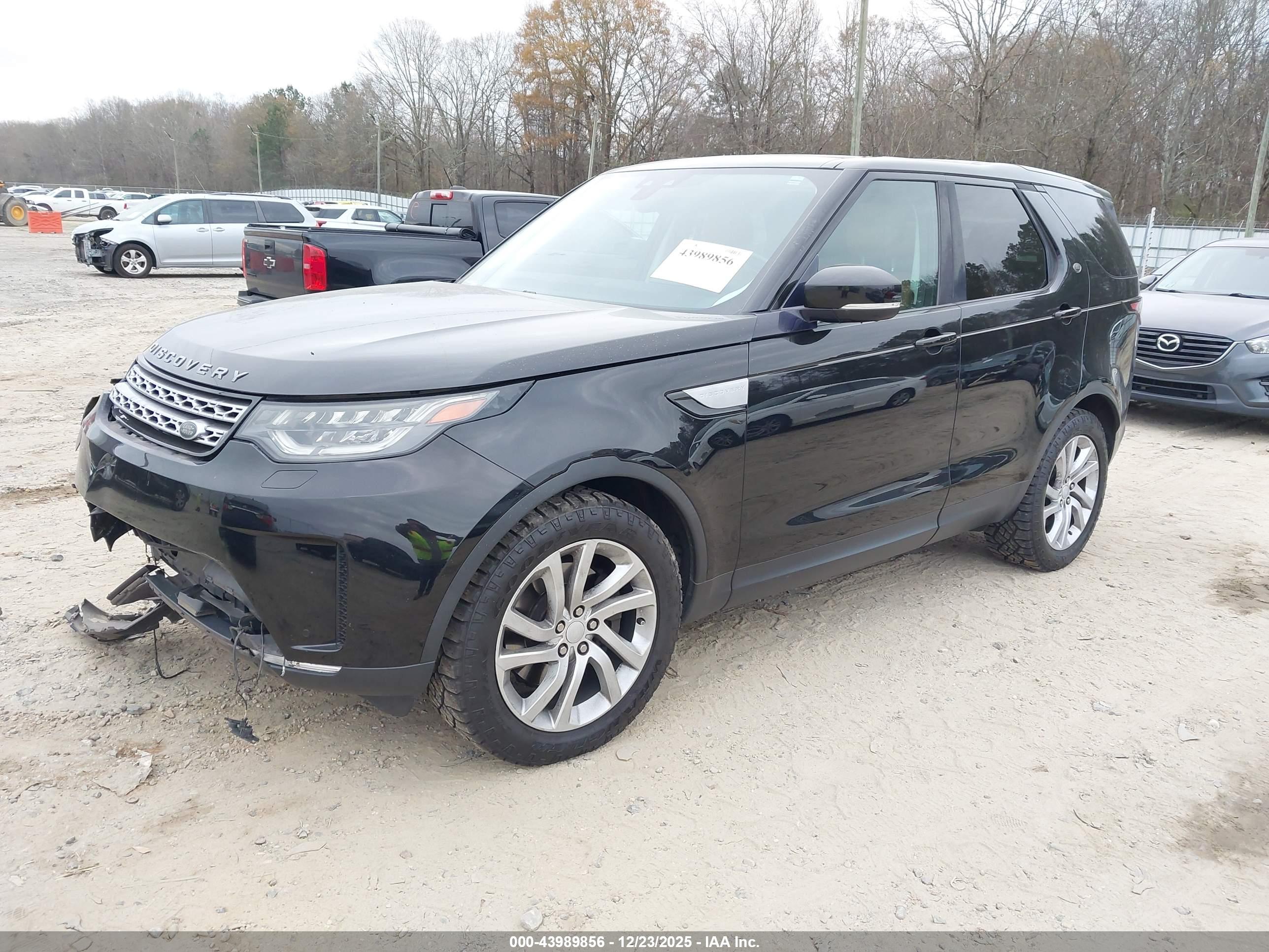 LAND ROVER image 2
