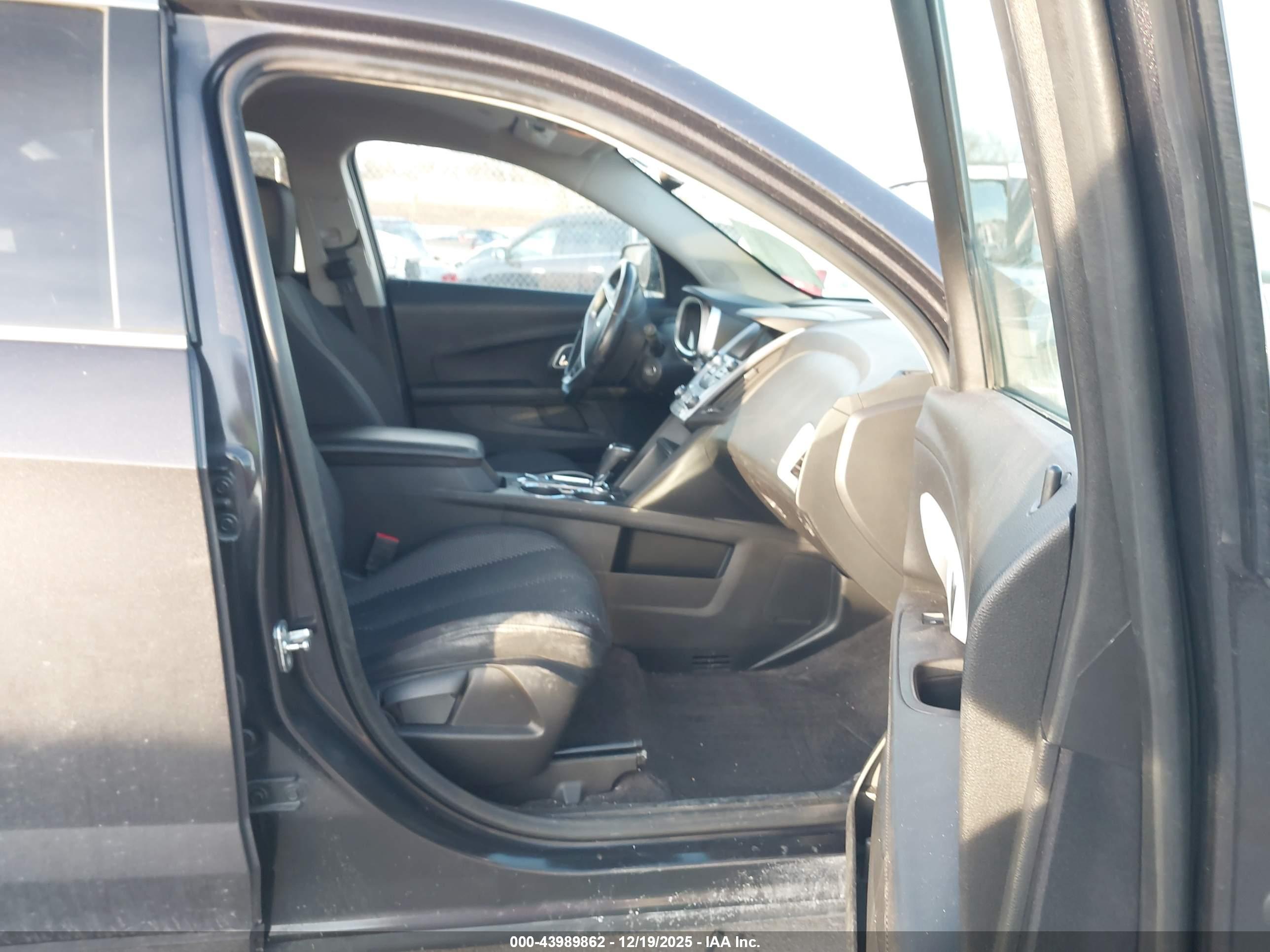 CHEVROLET EQUINOX image 5