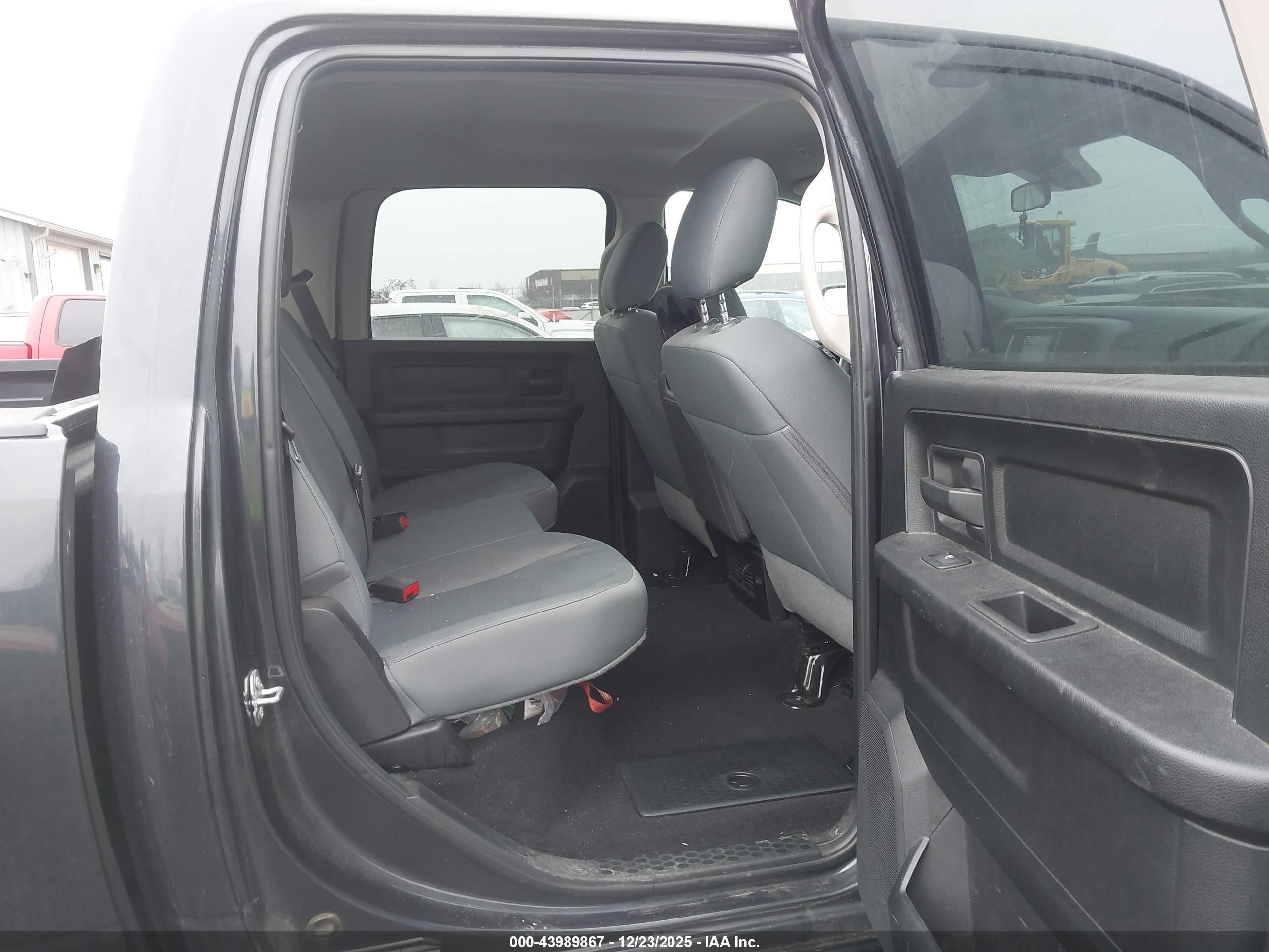 RAM 1500 image 8