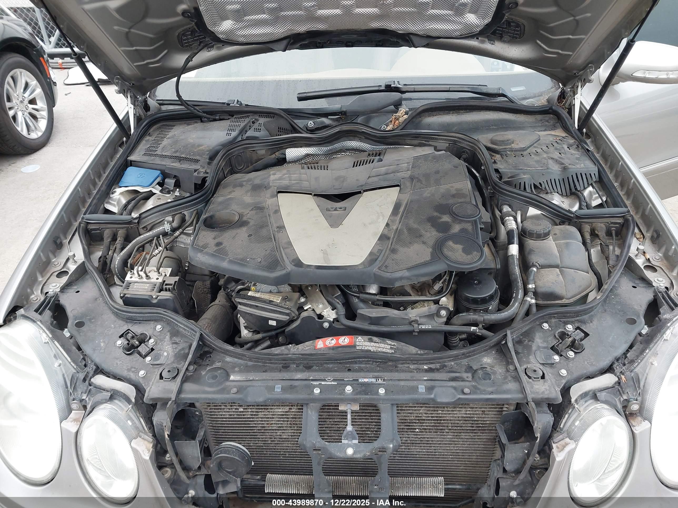 MERCEDES-BENZ E image 10