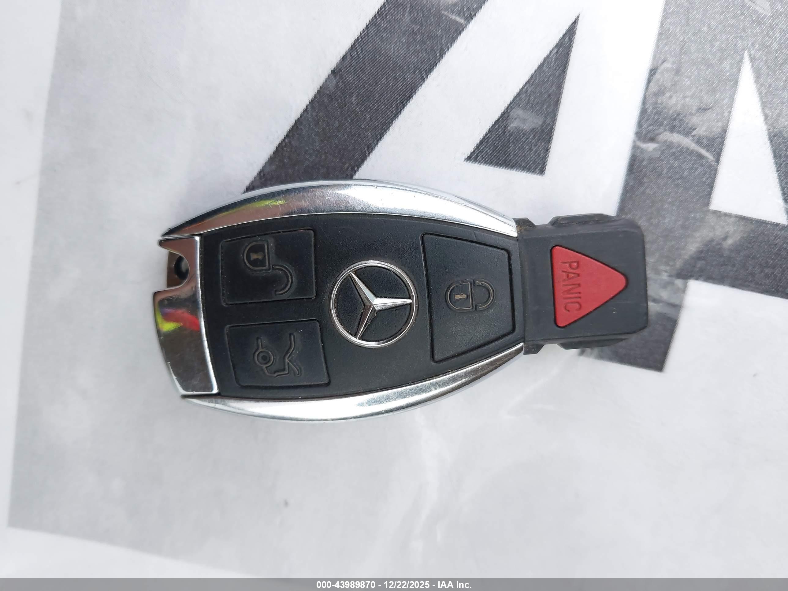 MERCEDES-BENZ E image 11