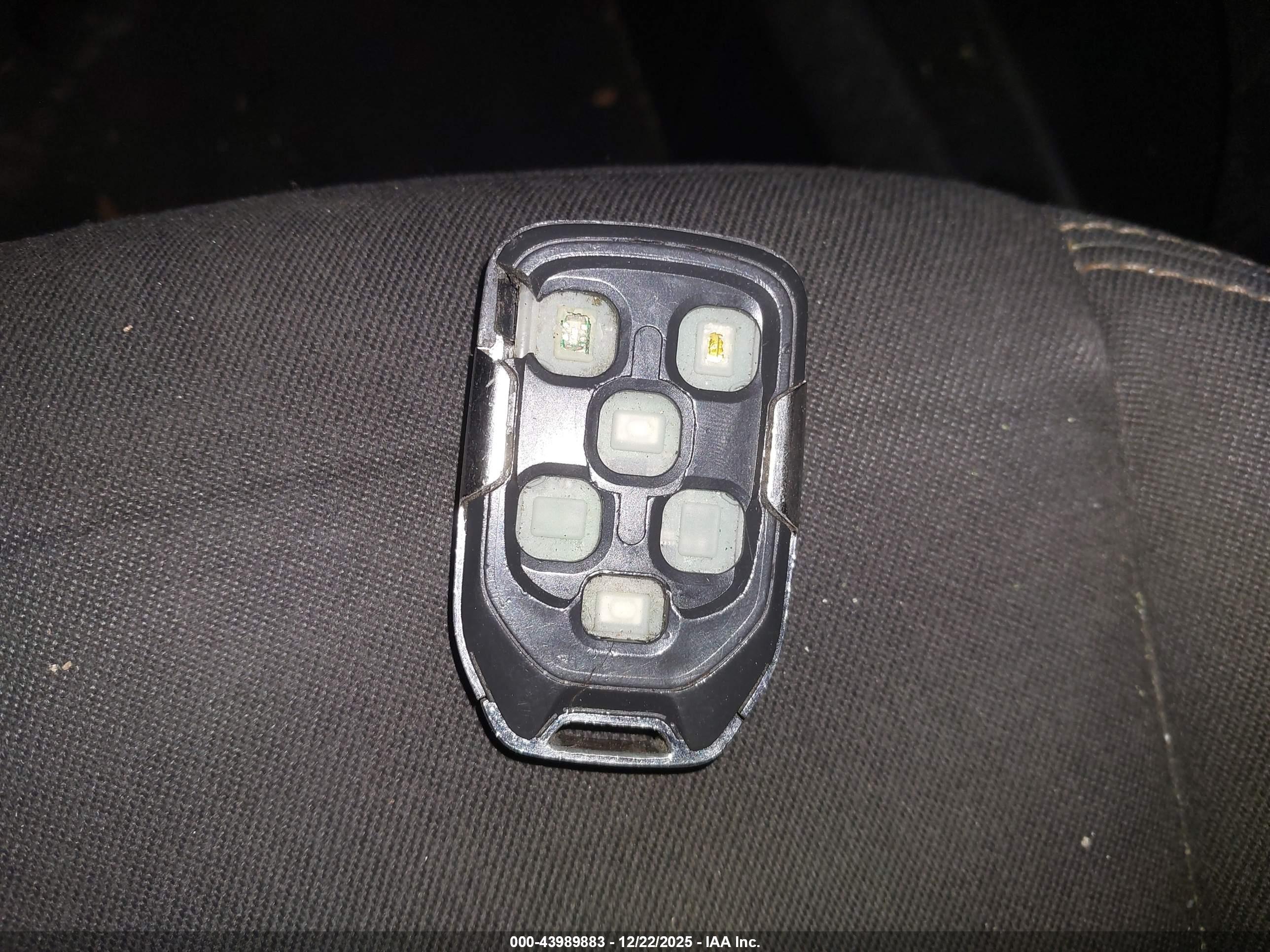 GMC TERRAIN image 11