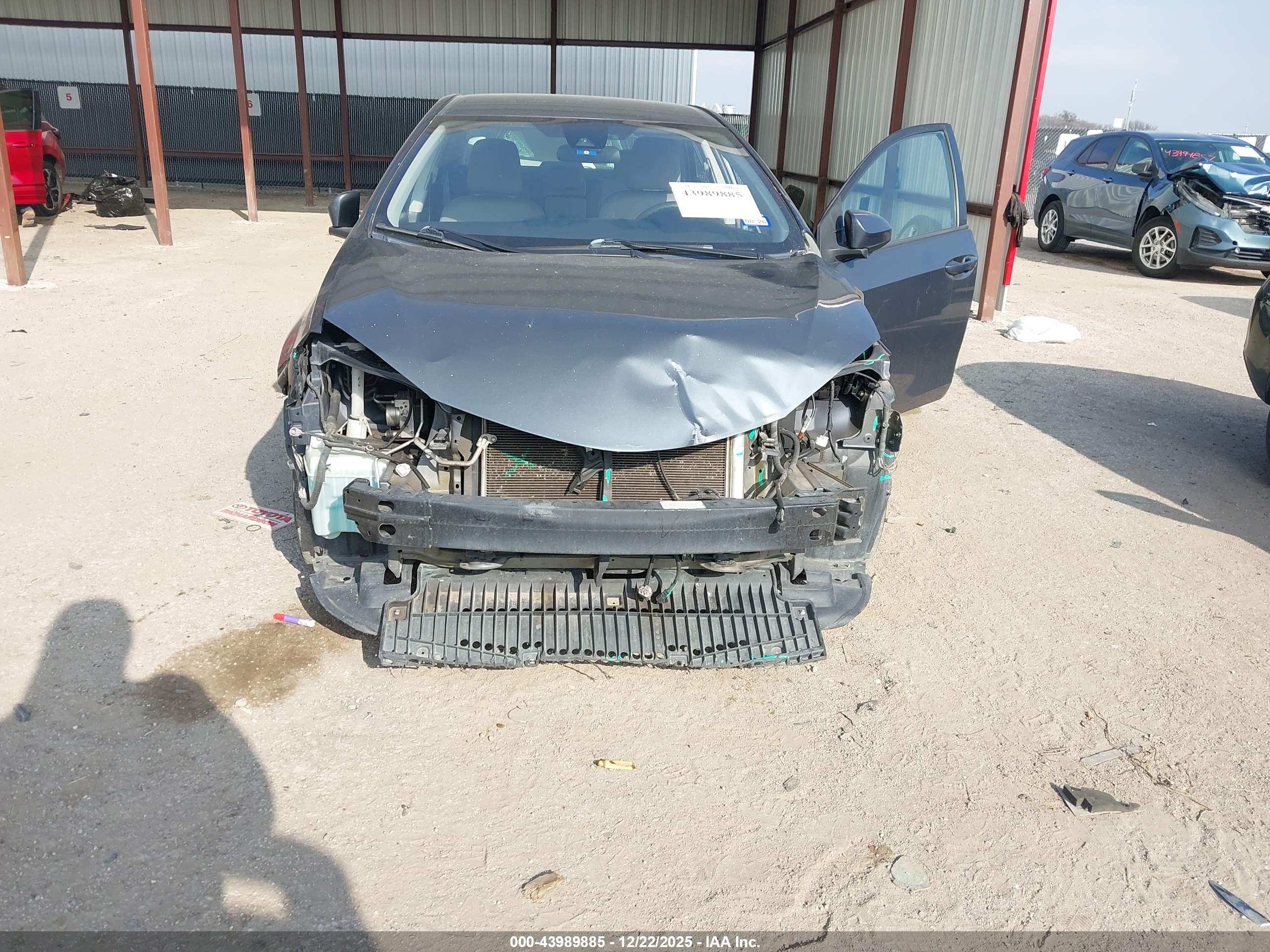 TOYOTA COROLLA image 6