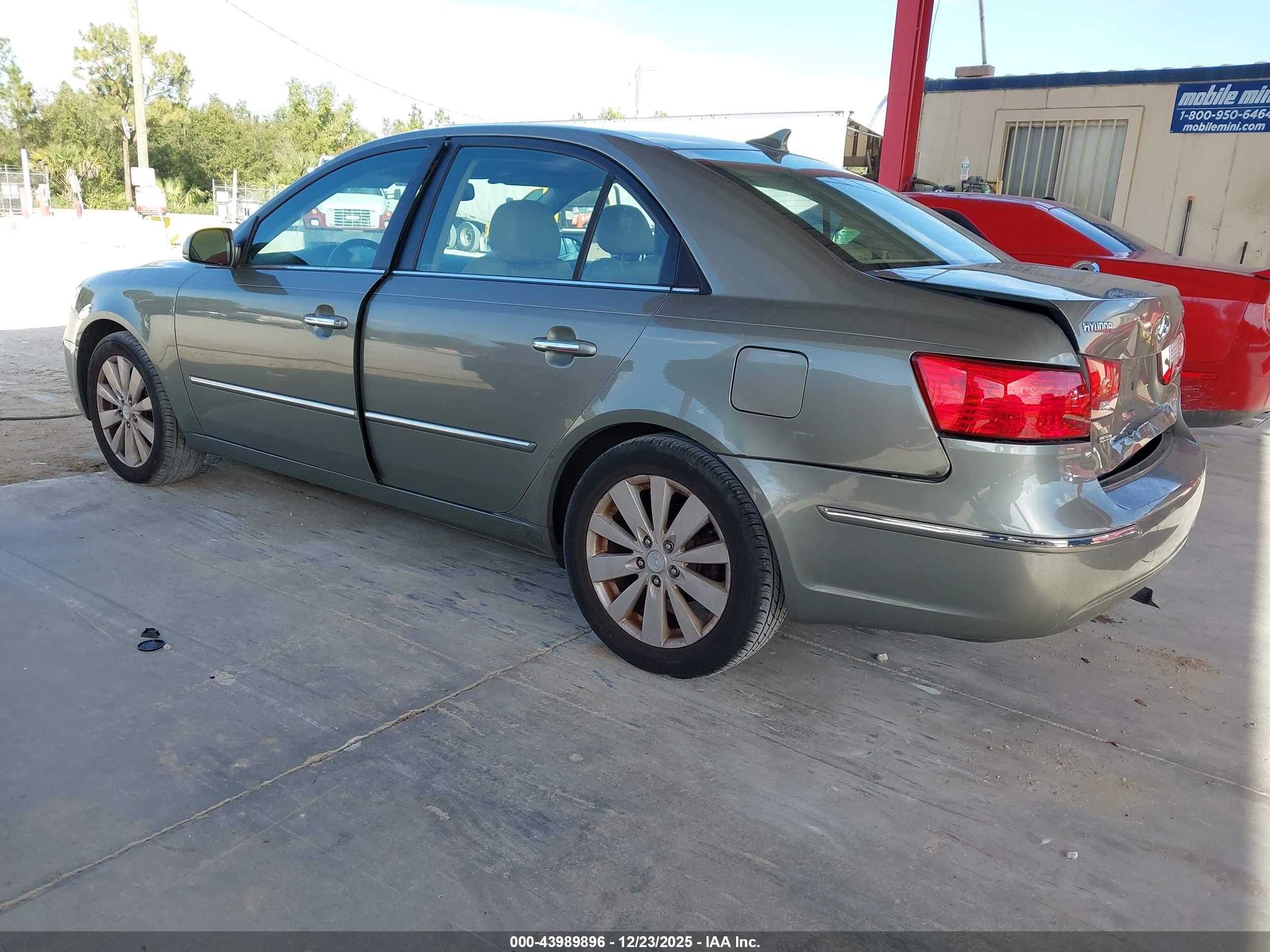 HYUNDAI SONATA image 3