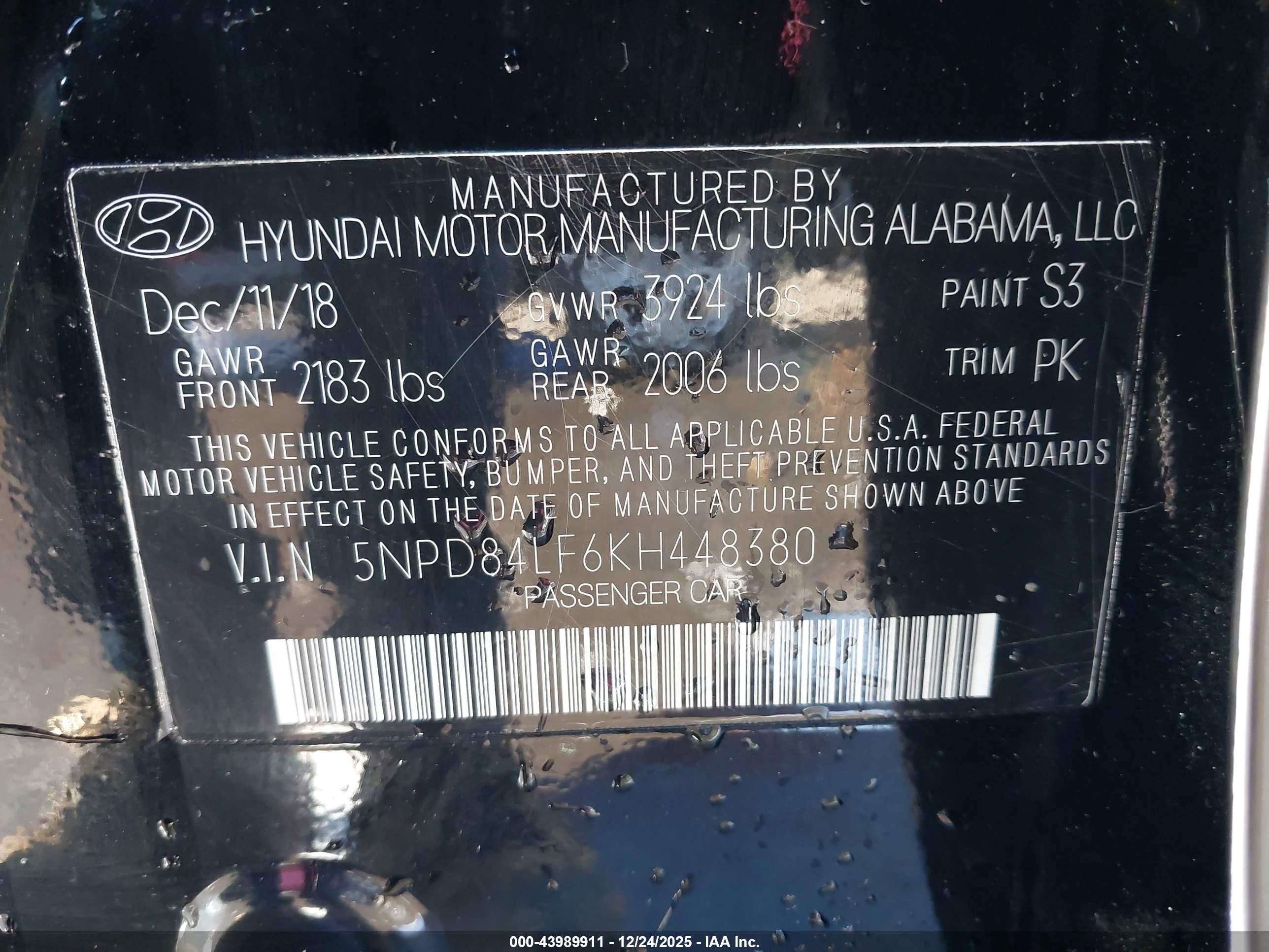 HYUNDAI ELANTRA image 9