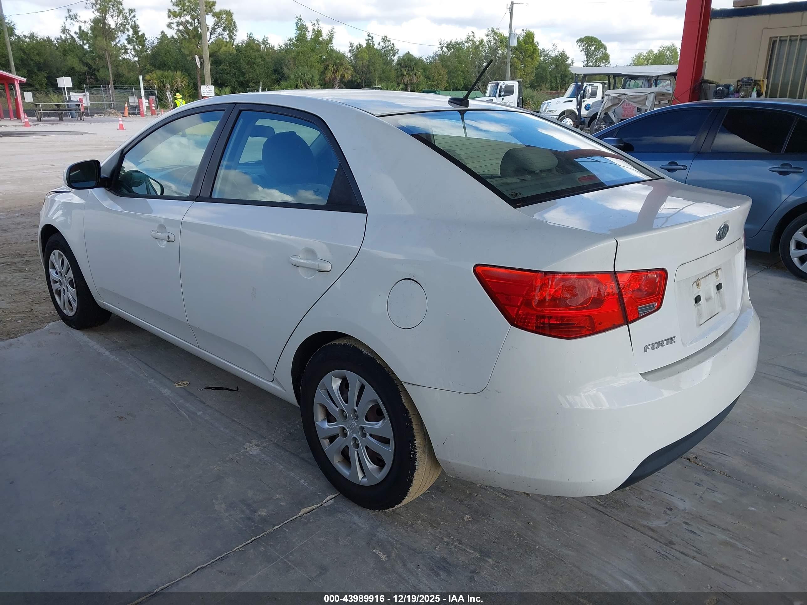 KIA FORTE image 3