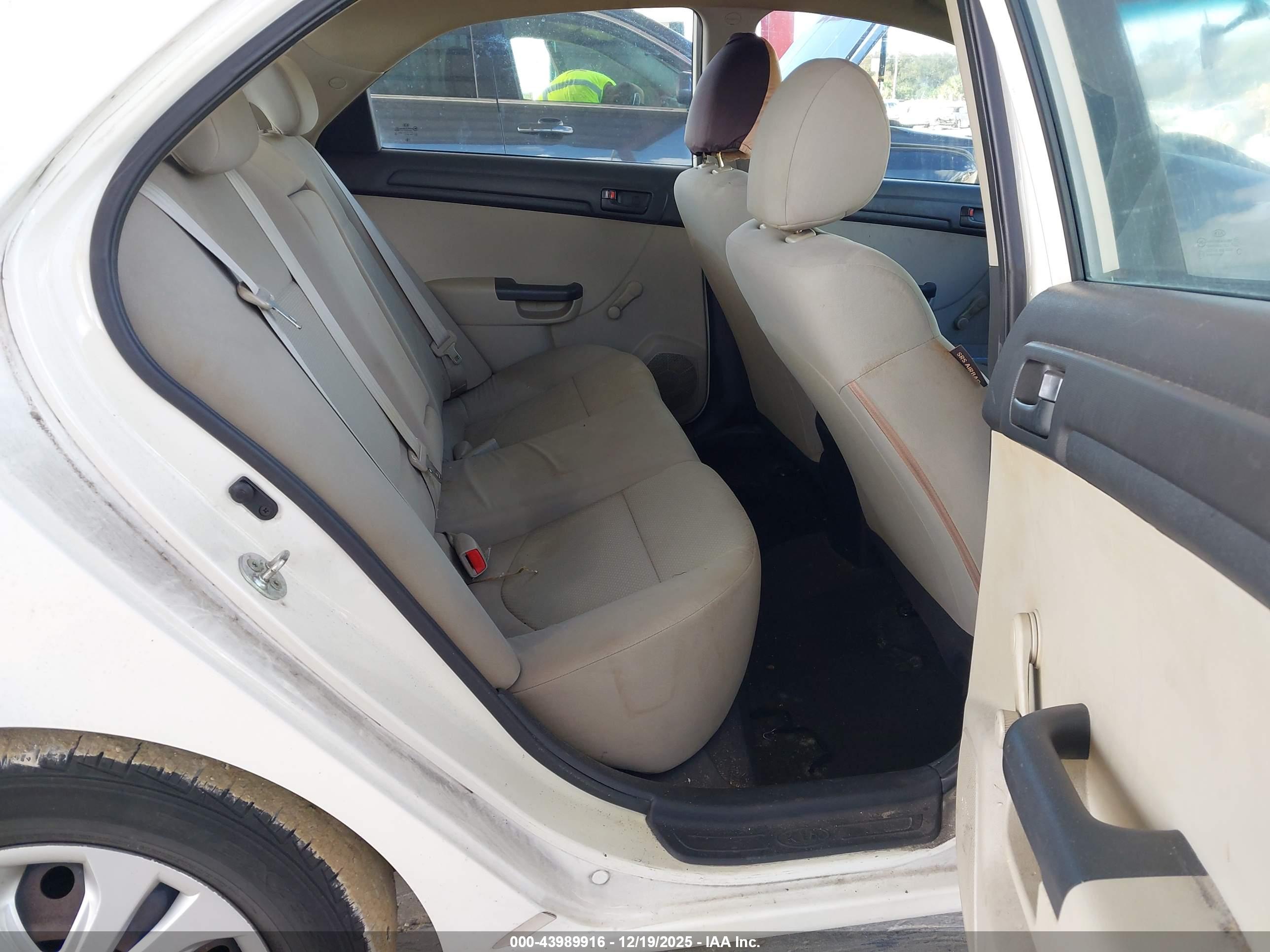 KIA FORTE image 8